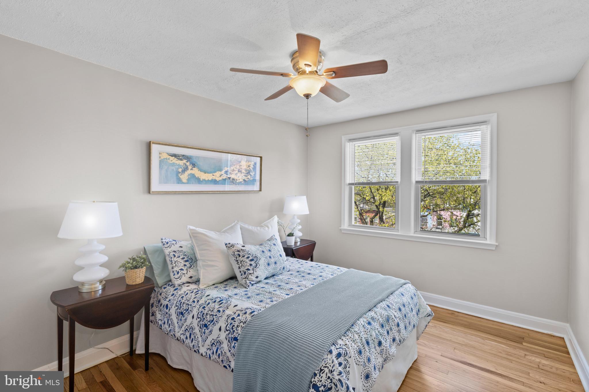 HOES HEIGHTS - Residential