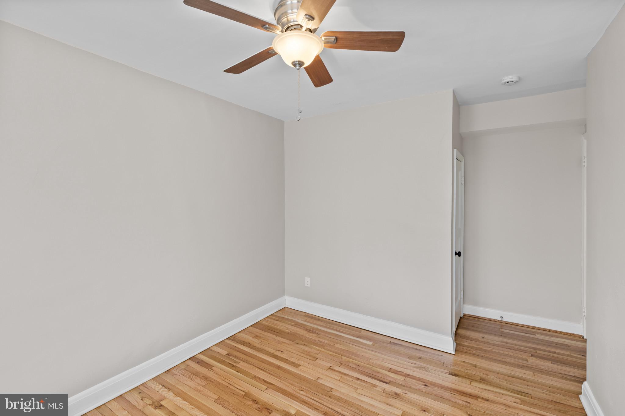 HOES HEIGHTS - Residential