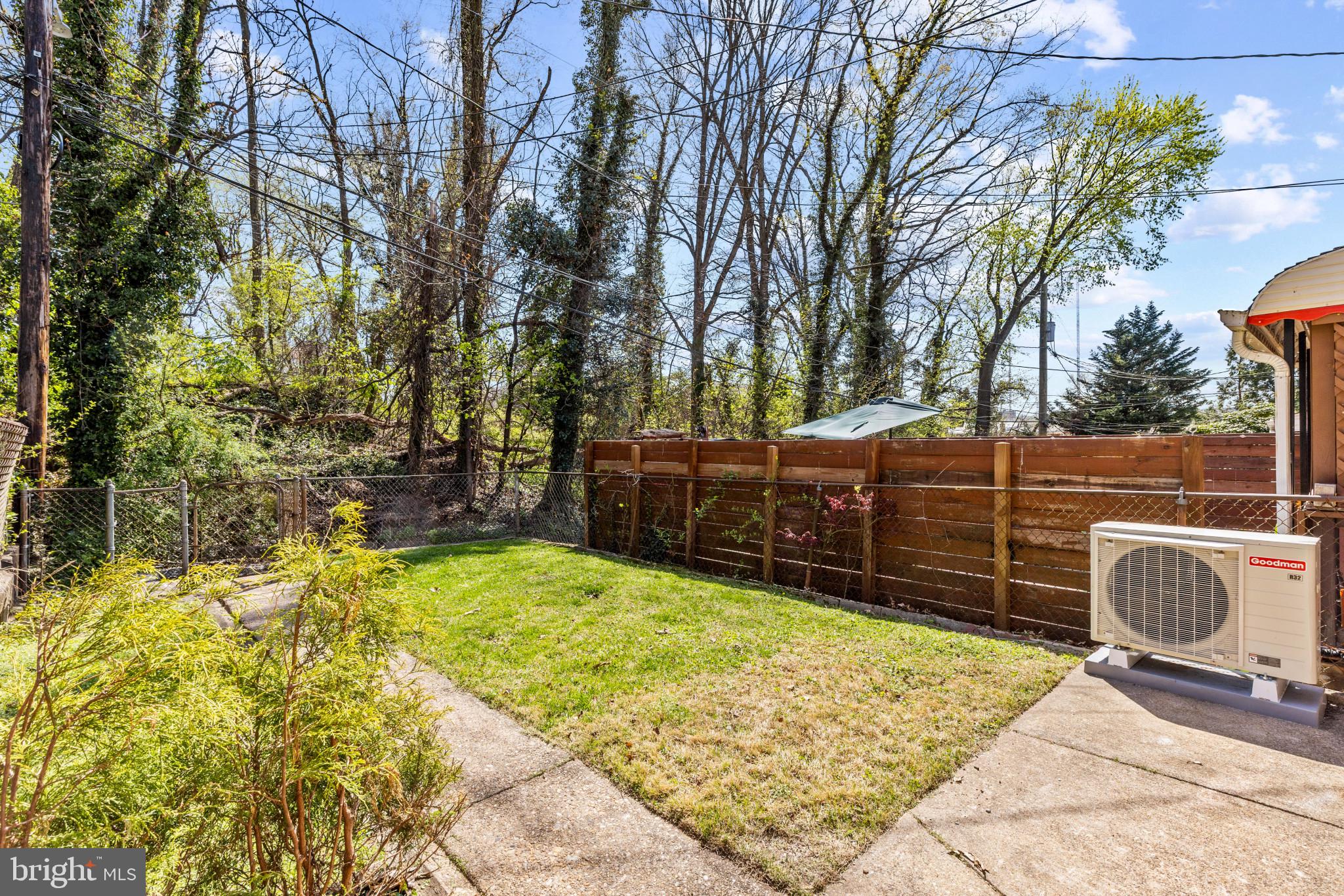 HOES HEIGHTS - Residential