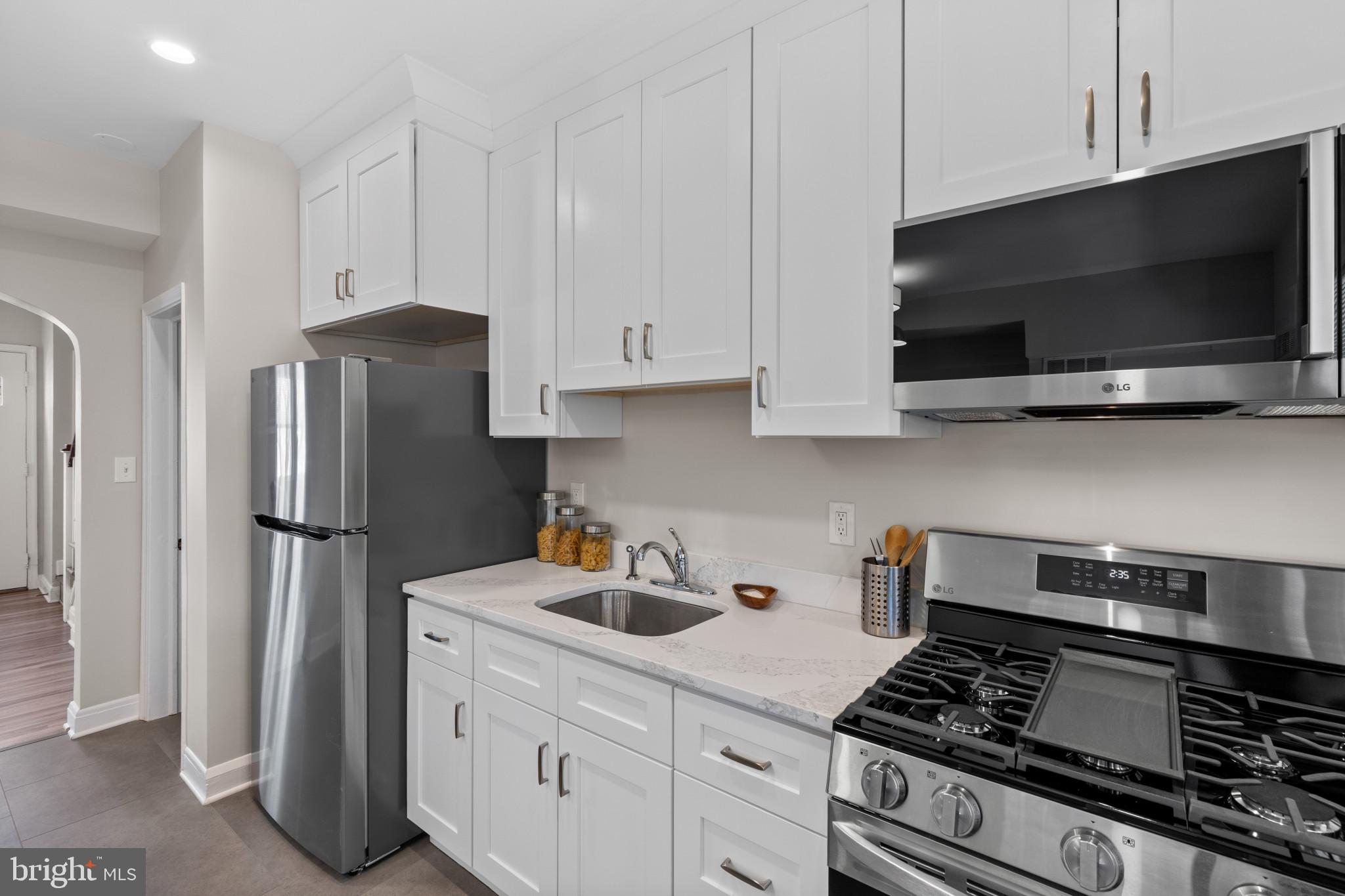 HOES HEIGHTS - Residential