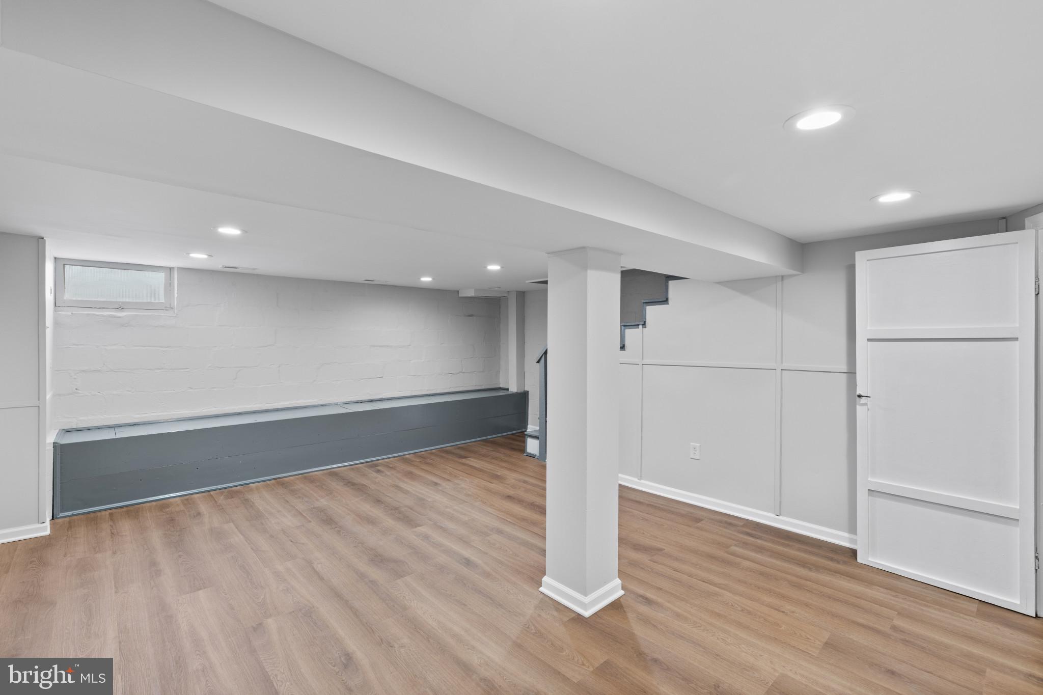 HOES HEIGHTS - Residential