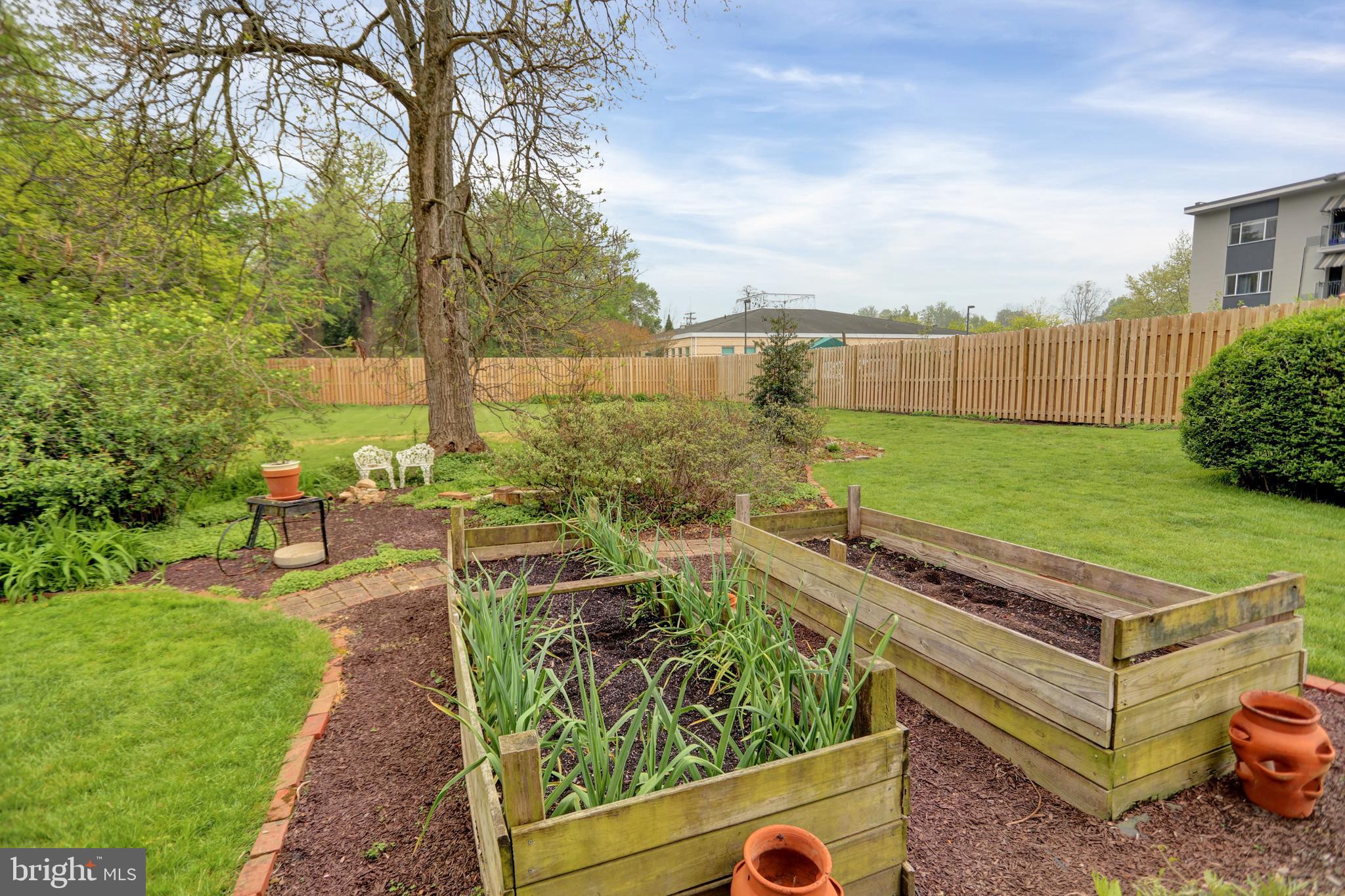 WOODBROOK - Residential