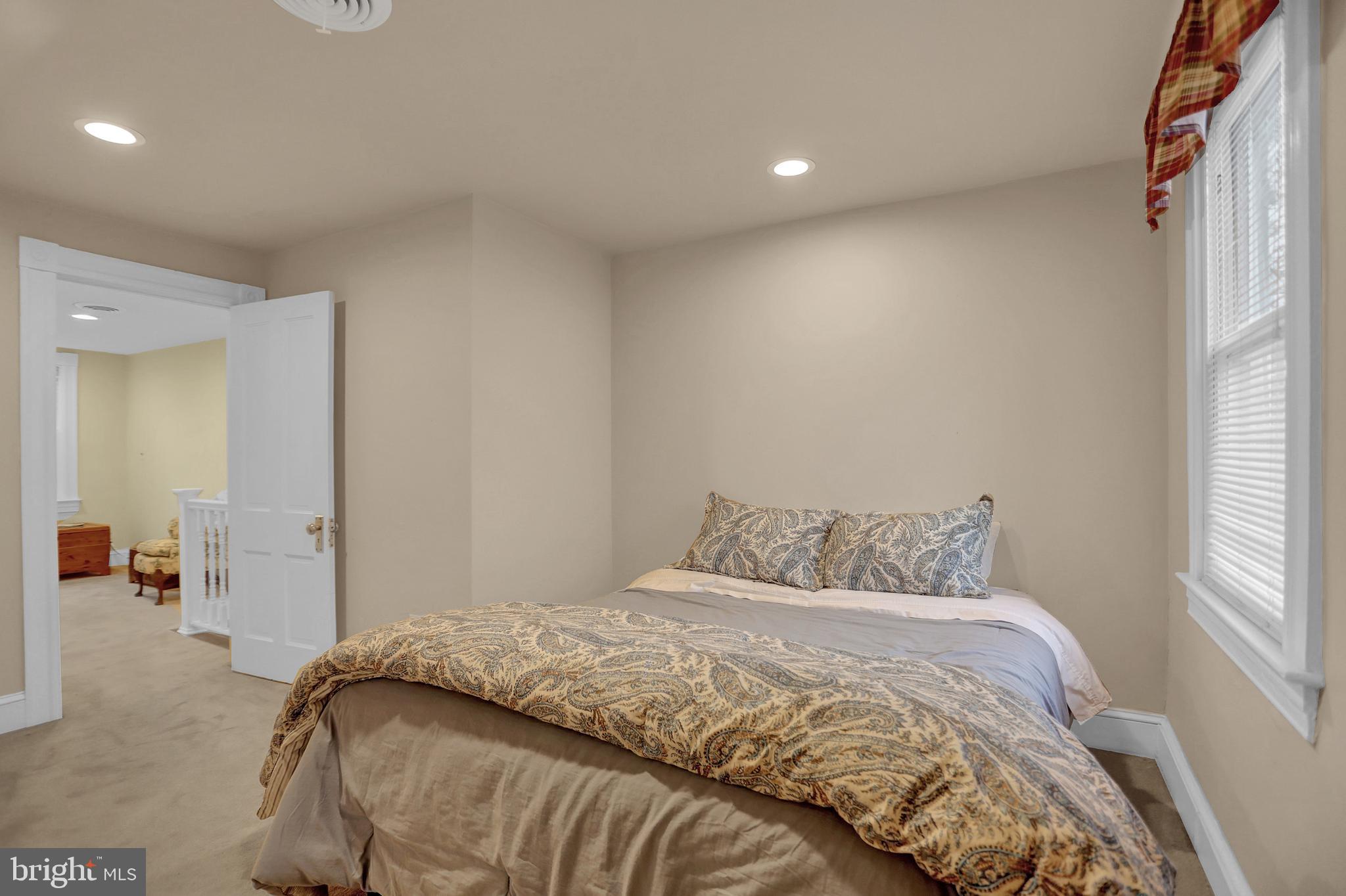 WOODBROOK - Residential