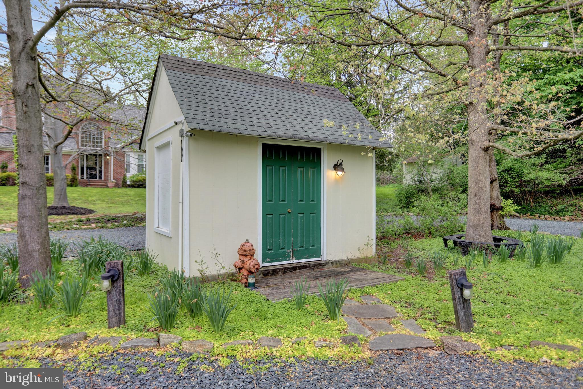 WOODBROOK - Residential