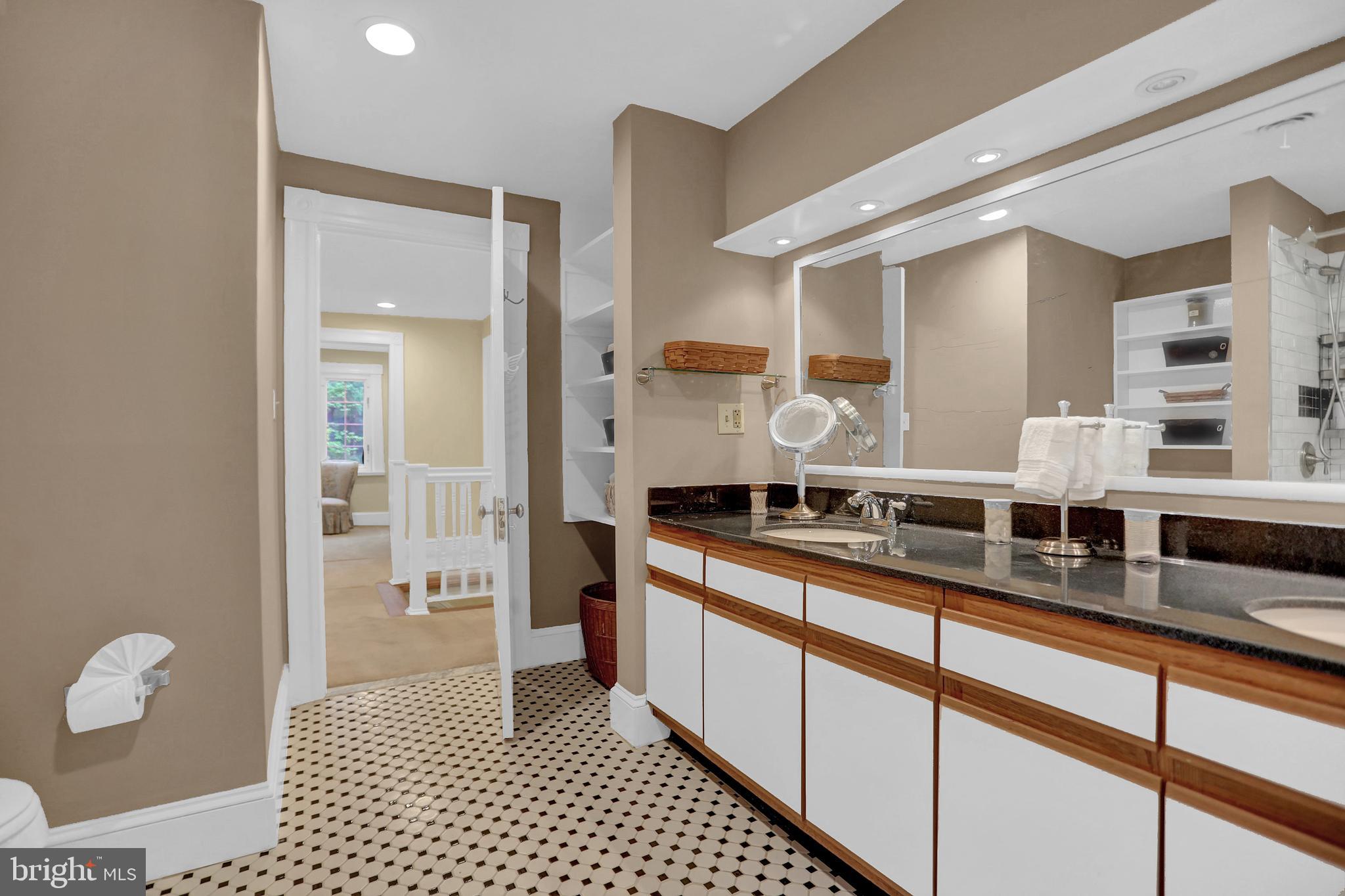 WOODBROOK - Residential