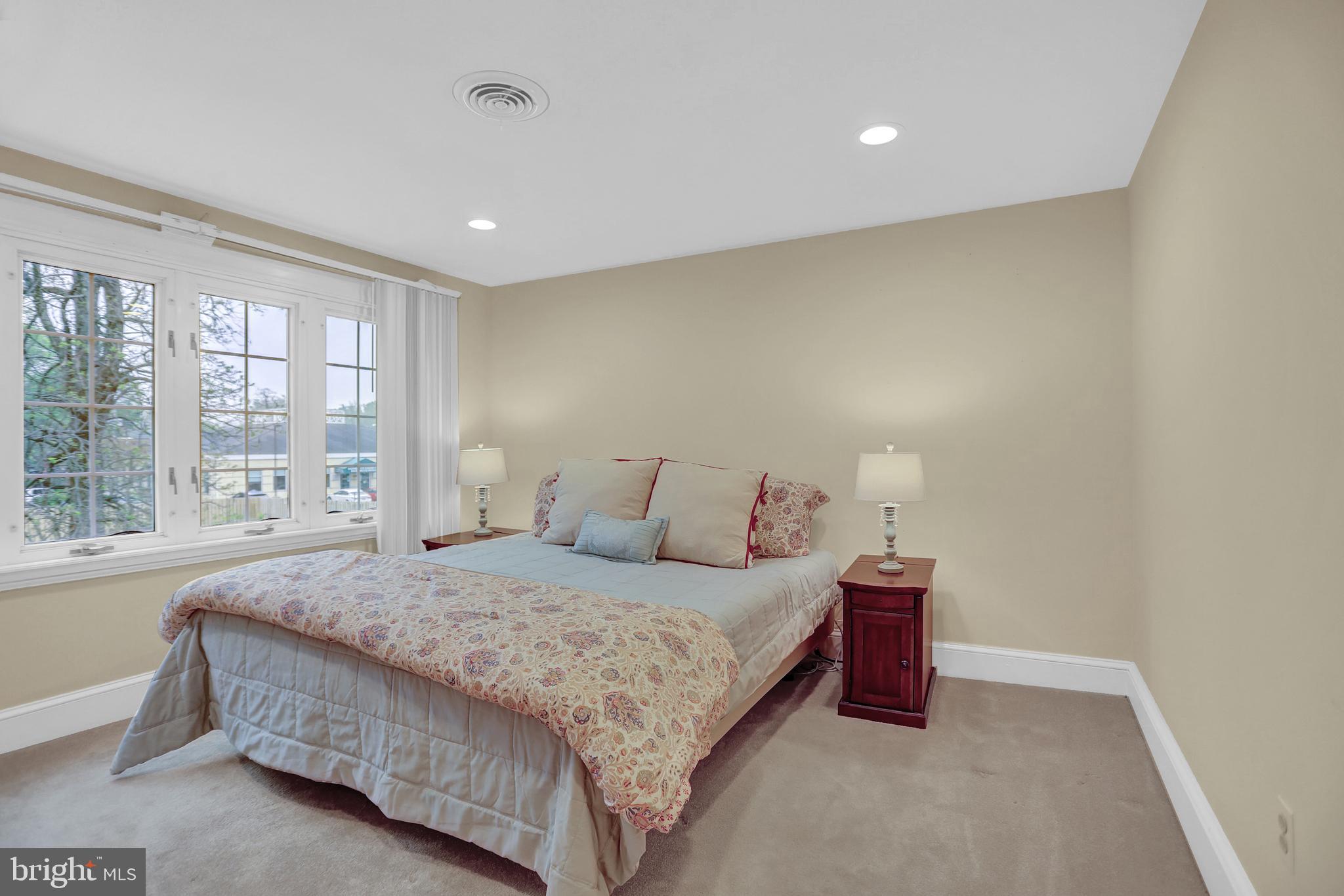 WOODBROOK - Residential