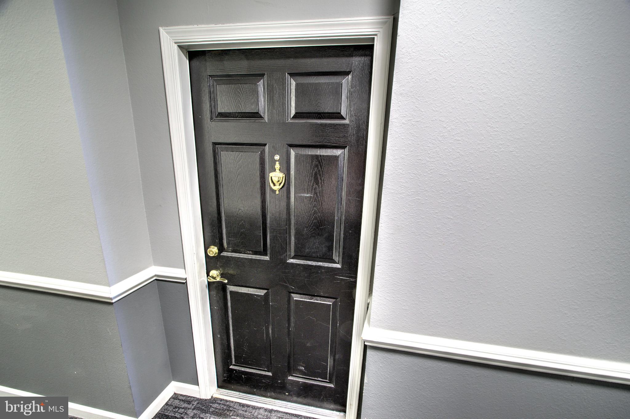 1591 SPRING GATE DRIVE 3406