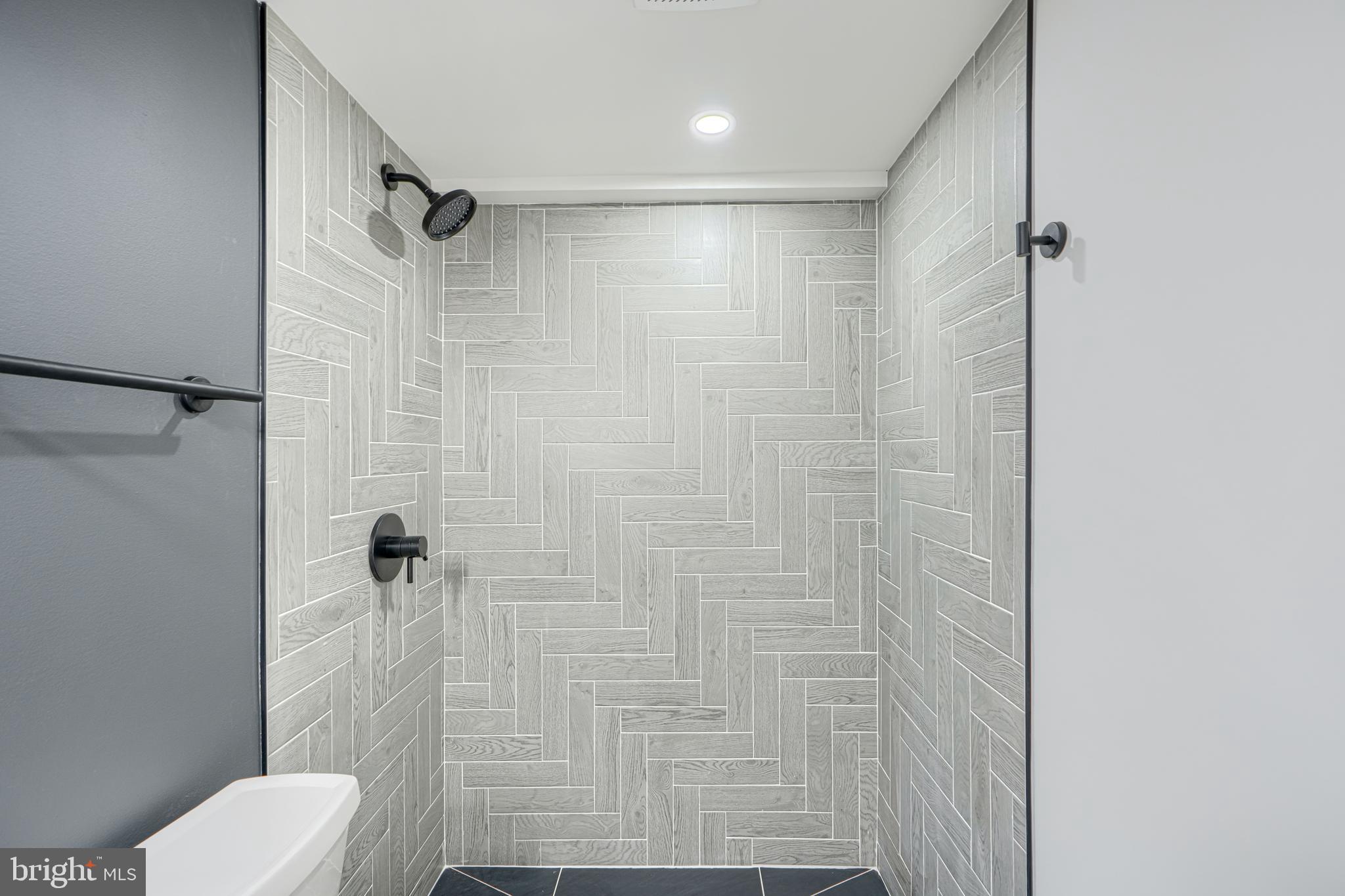 RANDALLSTOWN - Residential