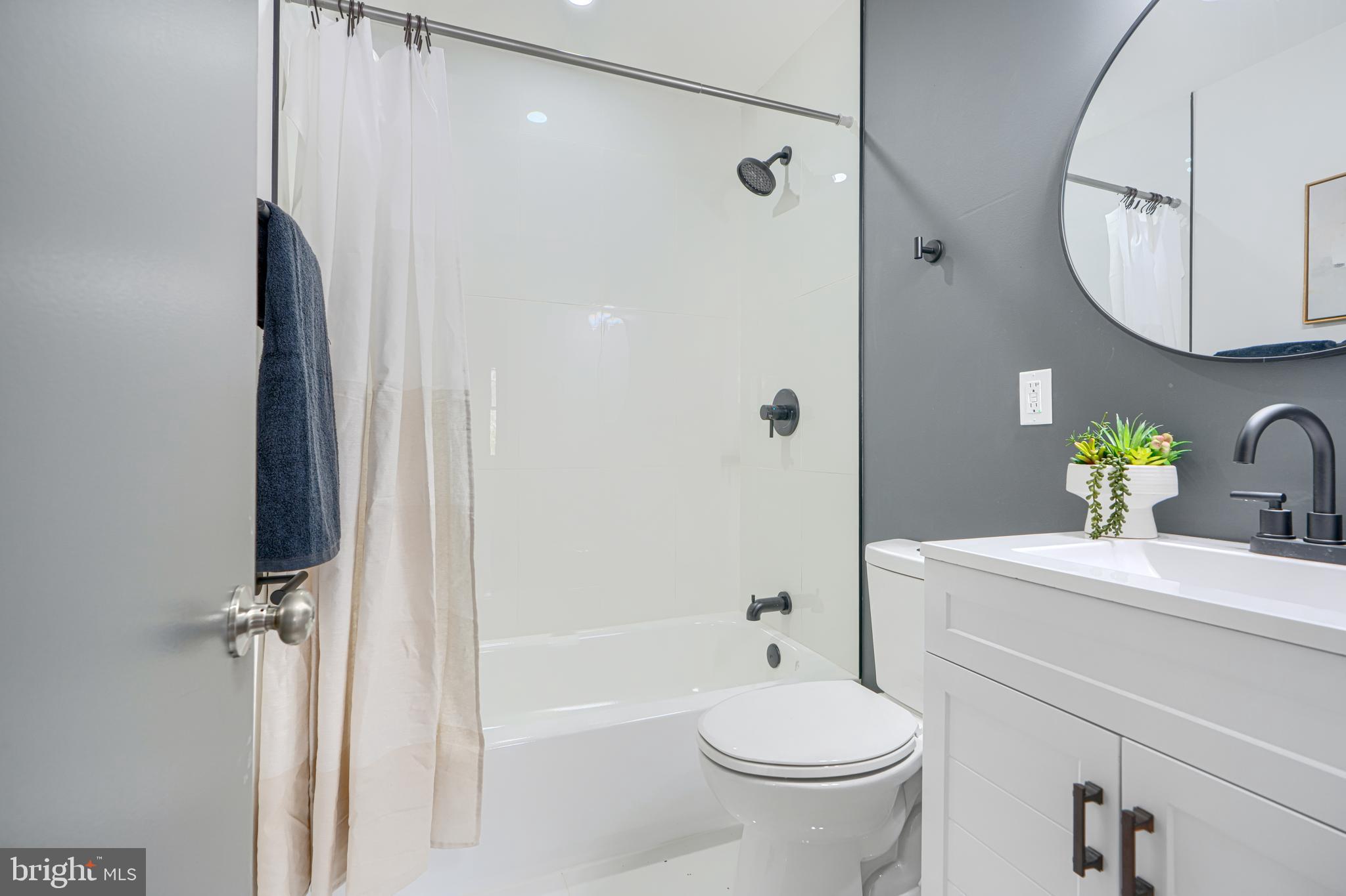 RANDALLSTOWN - Residential