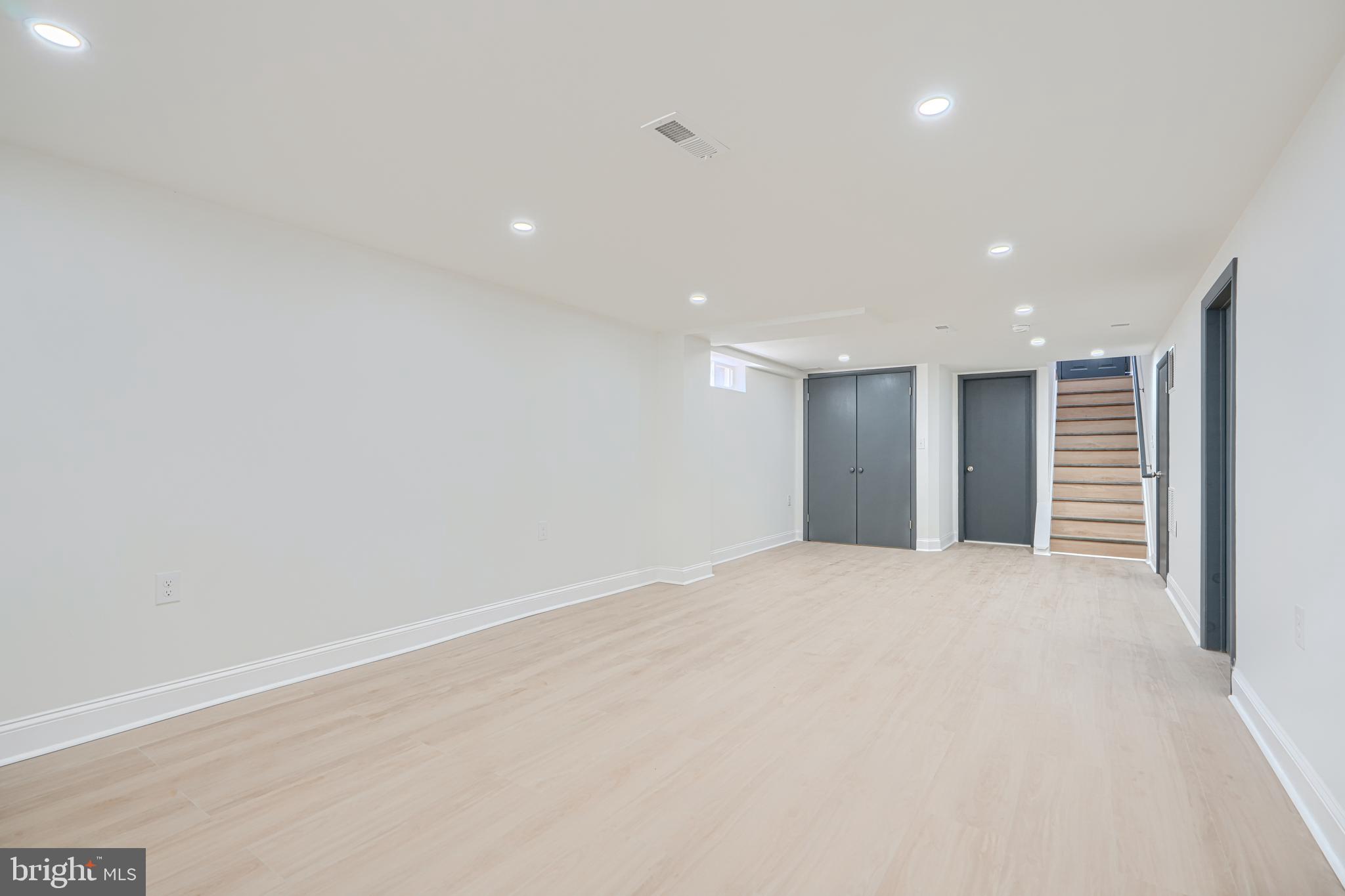 RANDALLSTOWN - Residential