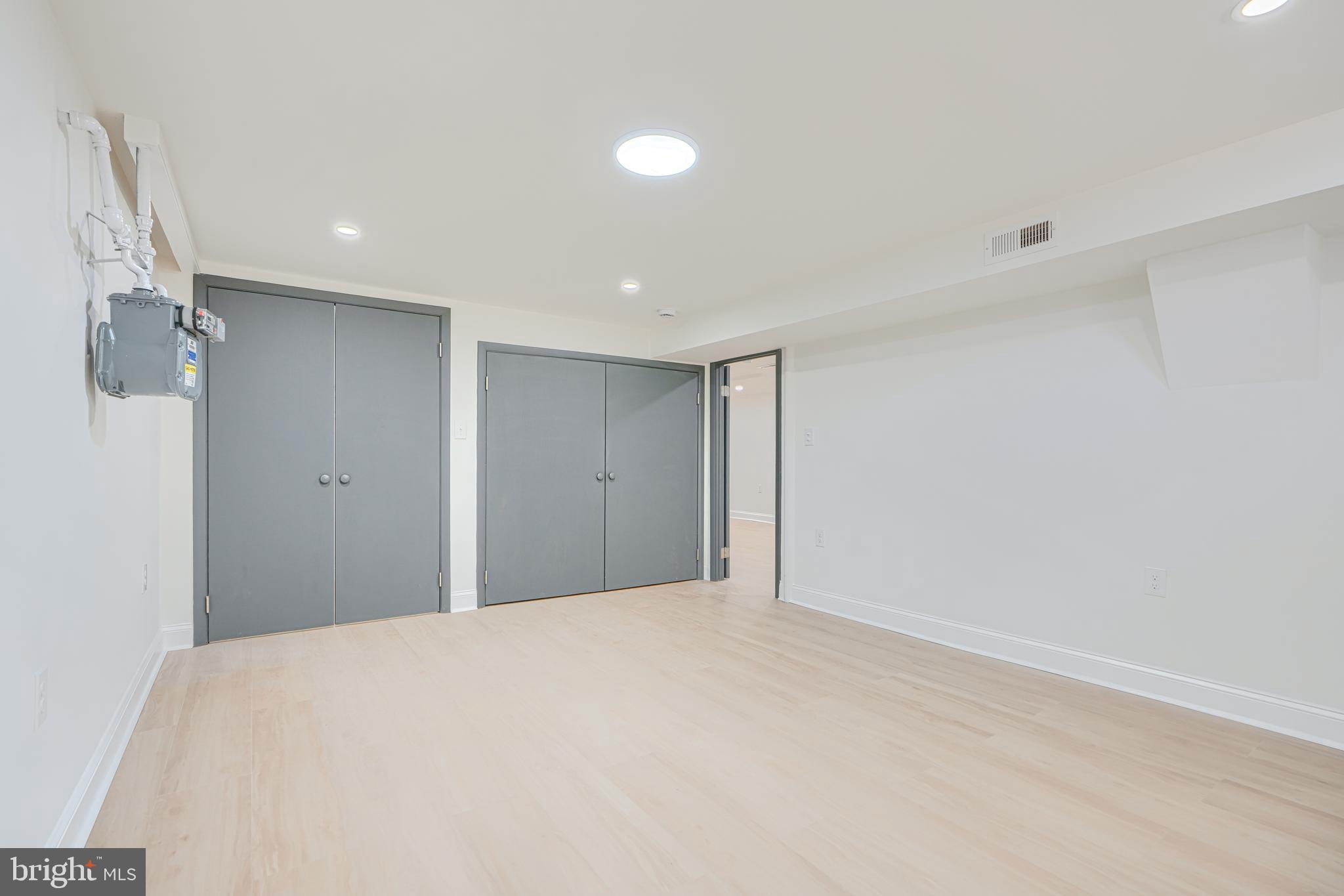 RANDALLSTOWN - Residential