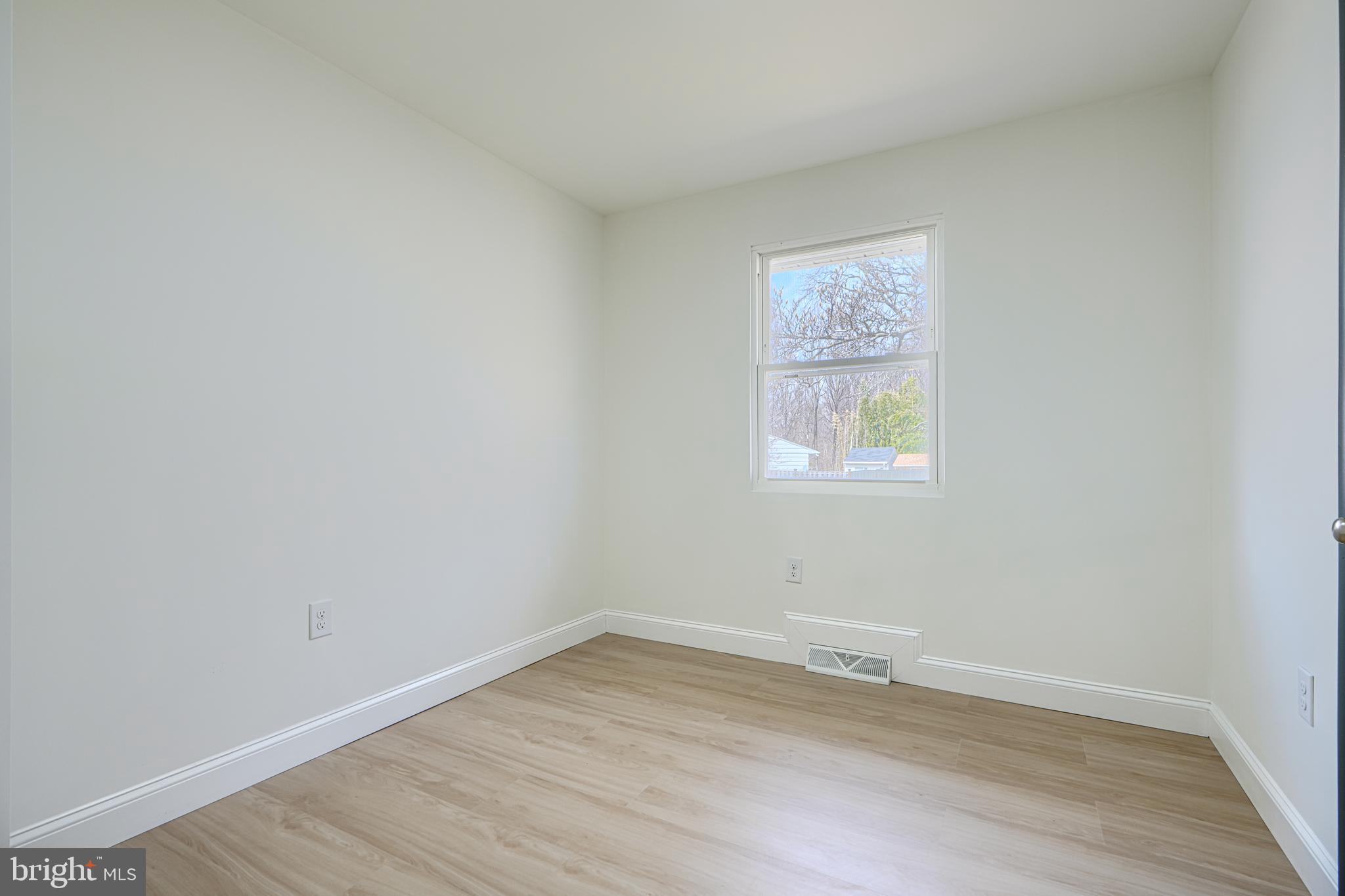 RANDALLSTOWN - Residential