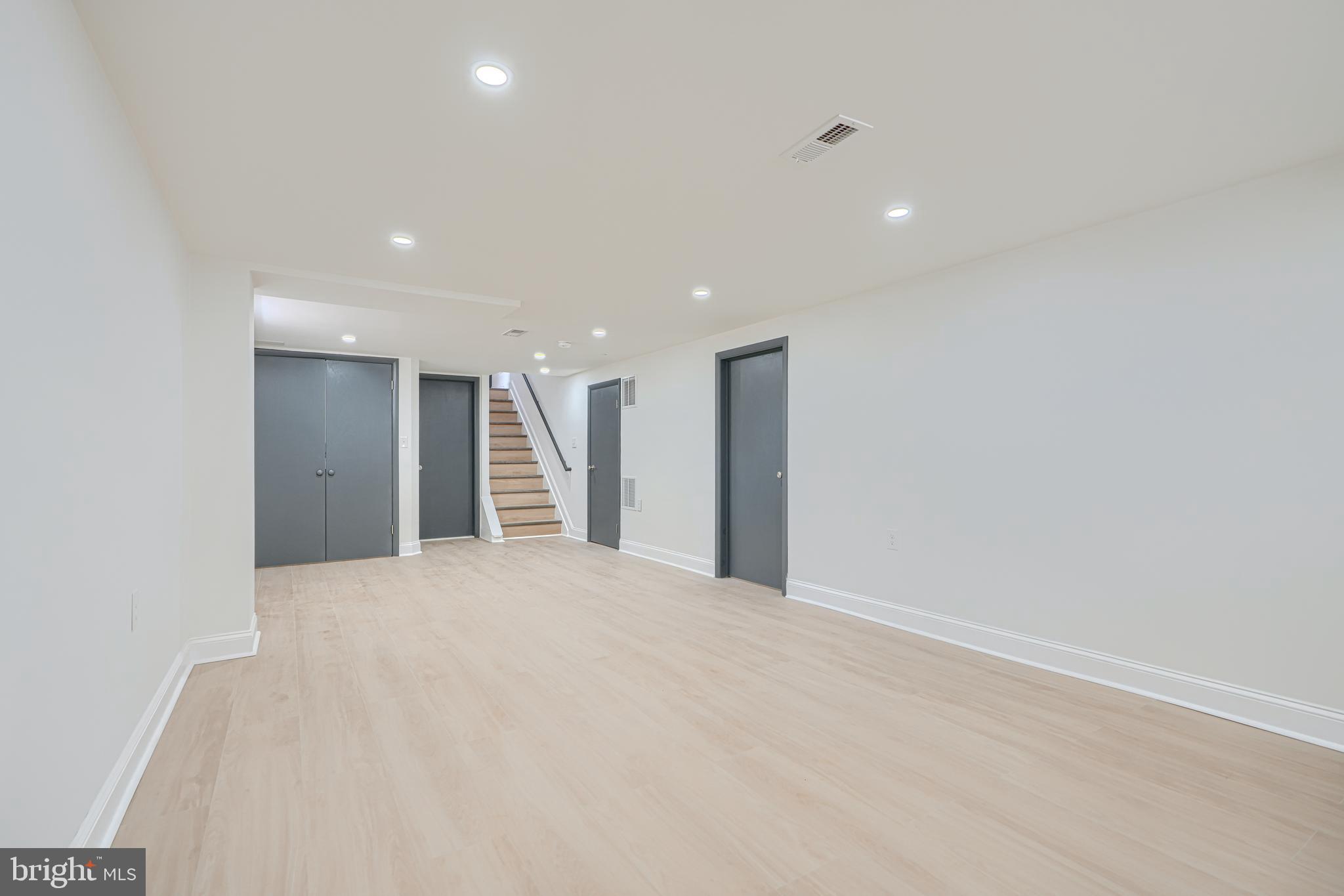 RANDALLSTOWN - Residential