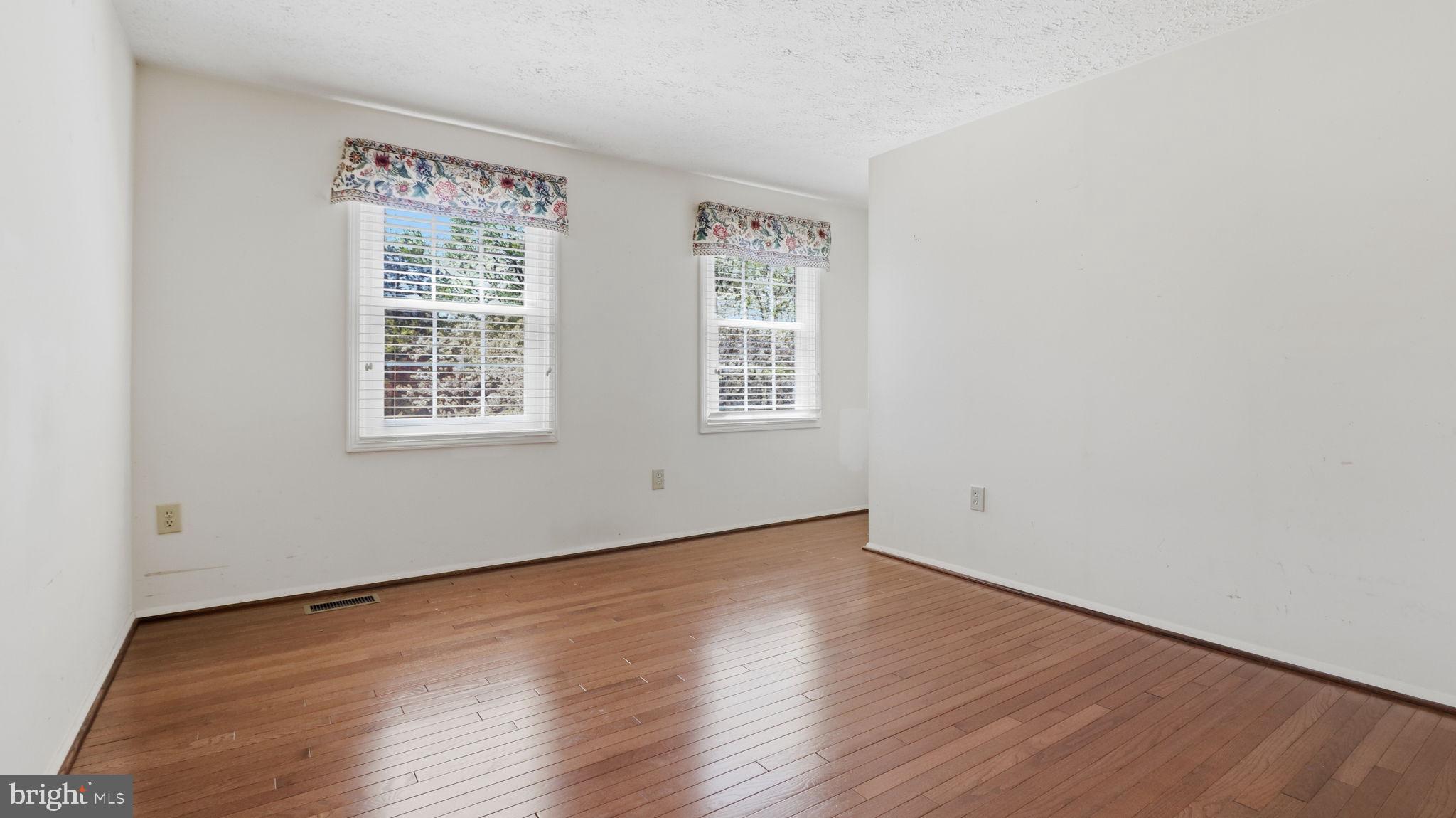 DUFIEF MILL - Residential