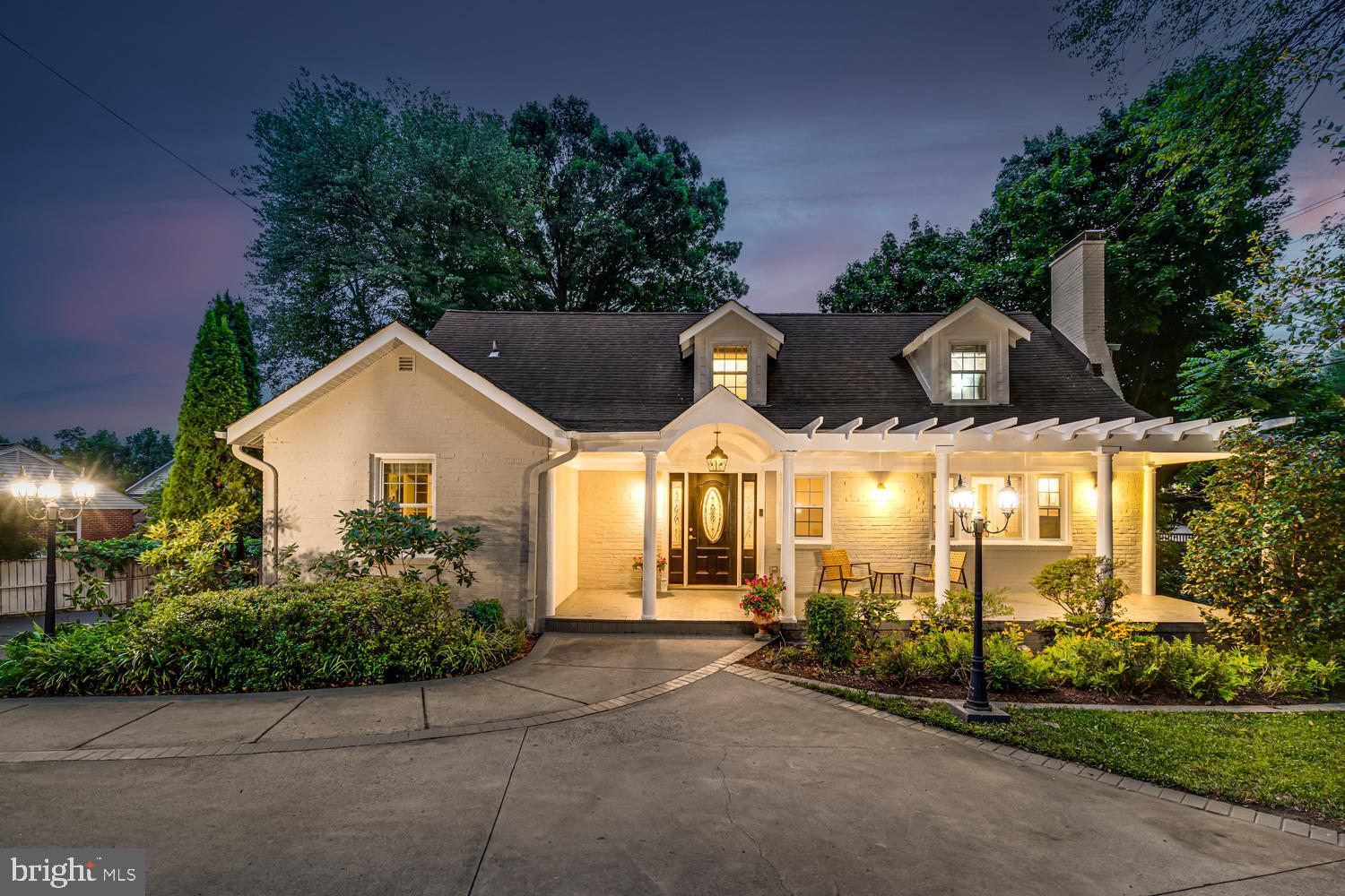 8049 IDYLWOOD ROAD