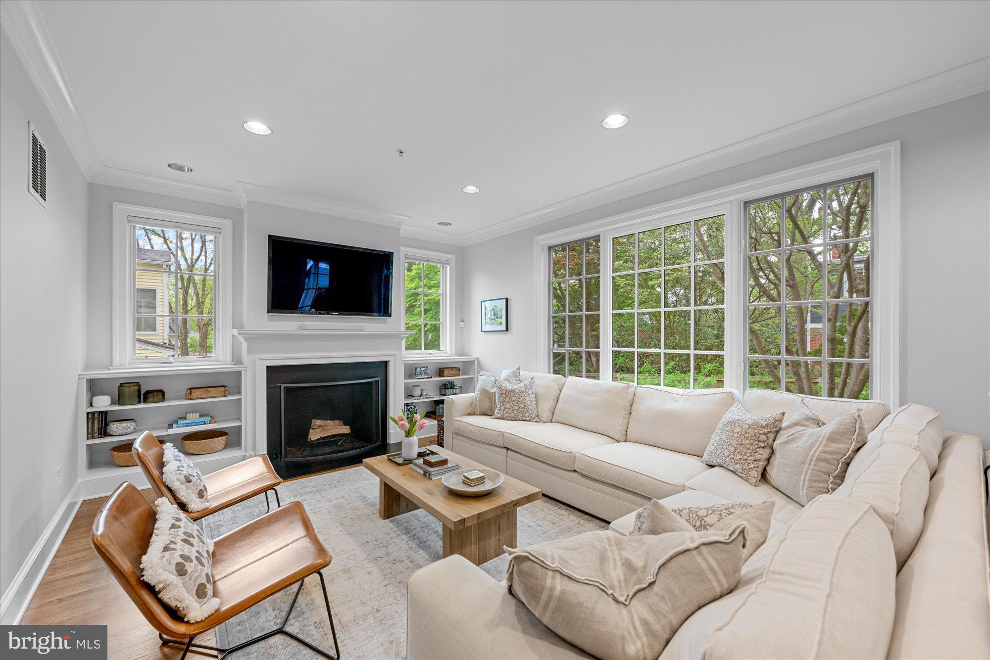 WEST CHEVY CHASE HEIGHTS - Residential