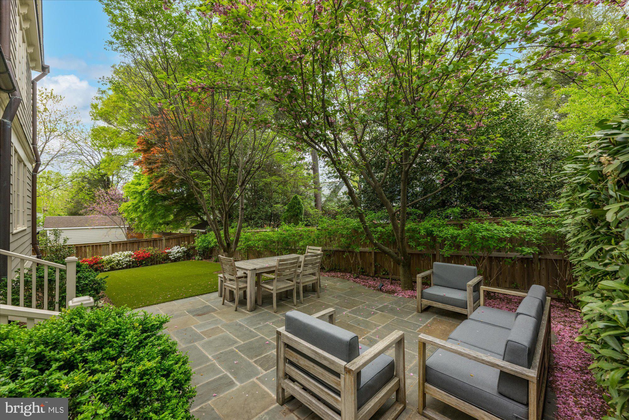 WEST CHEVY CHASE HEIGHTS - Residential