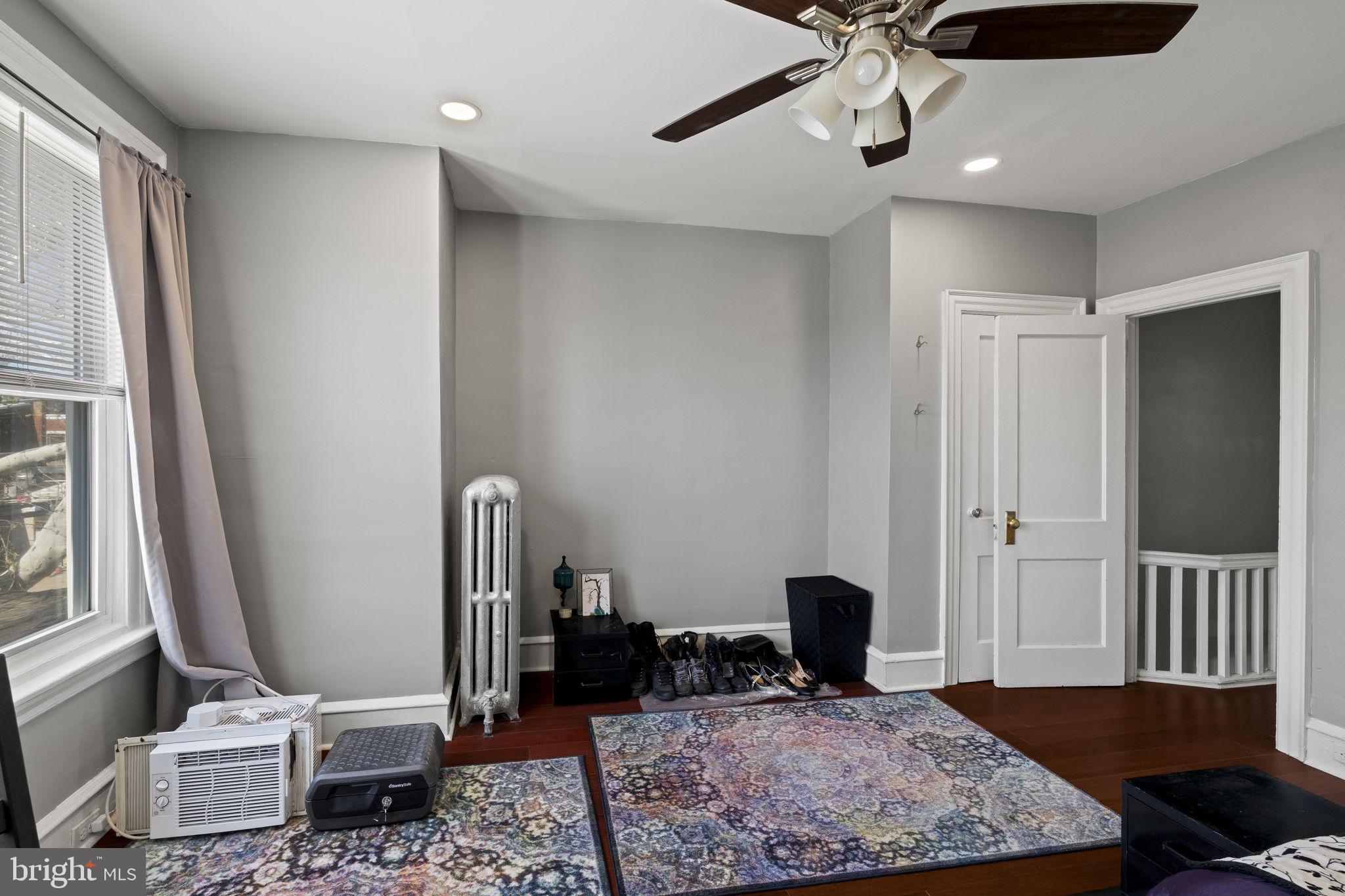 COBBS CREEK - Residential