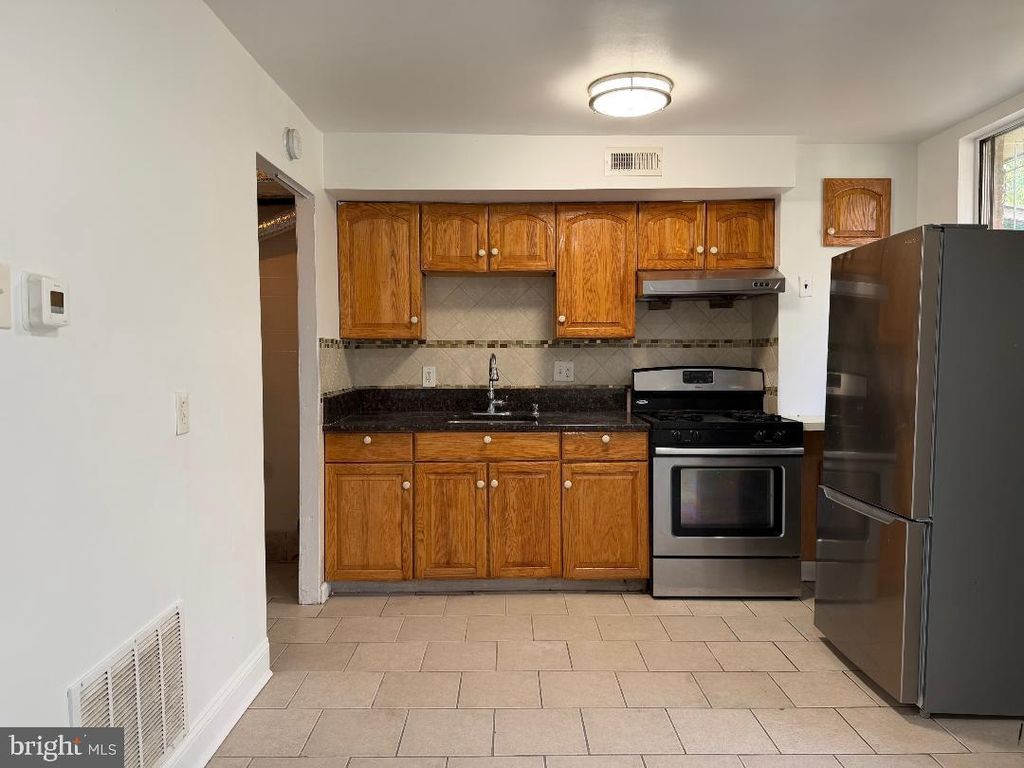 Photo of 1630 N 10th Street, PHILADELPHIA, PA 19122 (MLS # PAPH2549166)