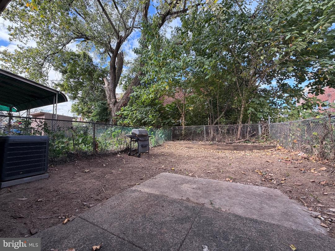 PHILADELPHIA - Residential