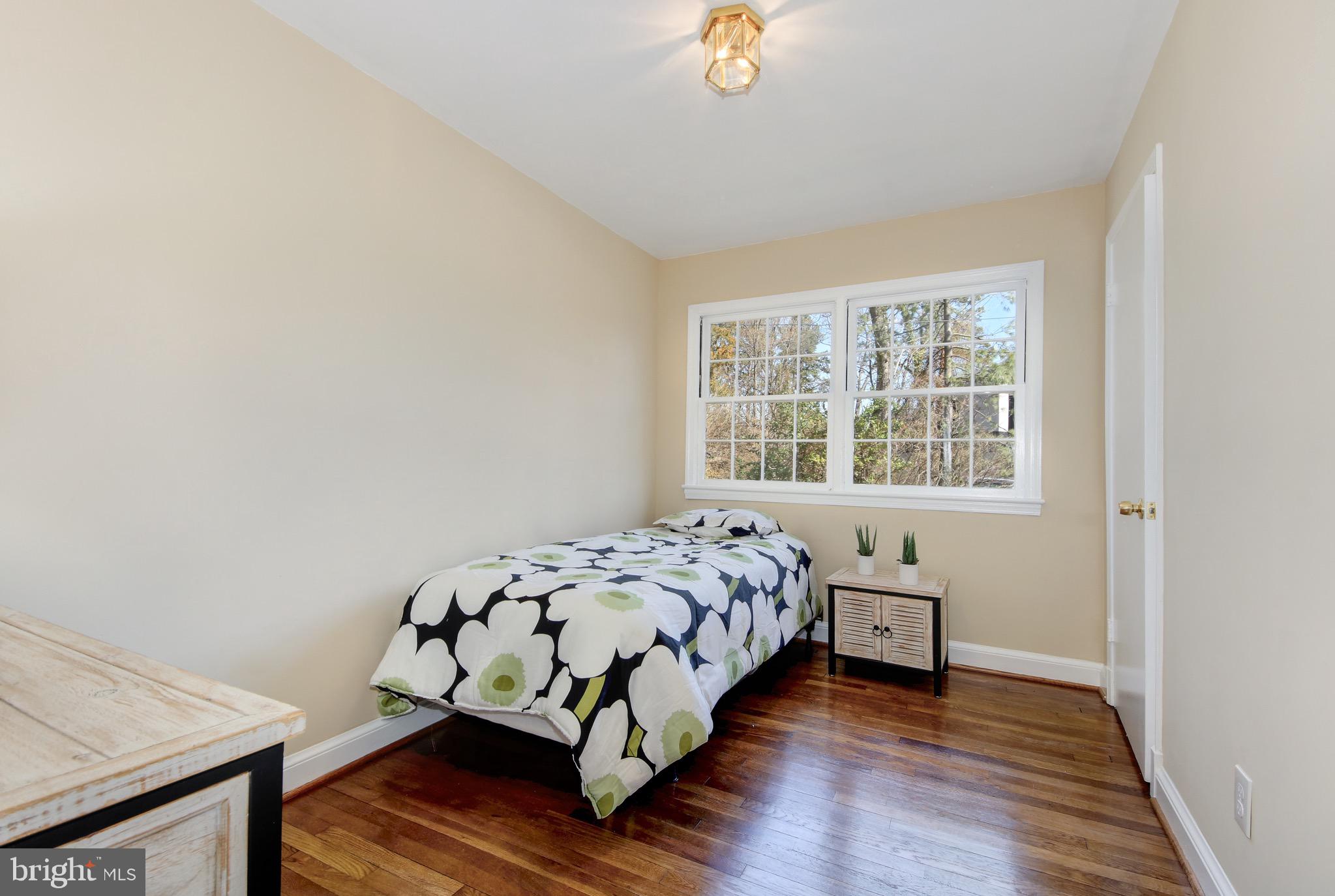 MT VERNON TERRACE - Residential