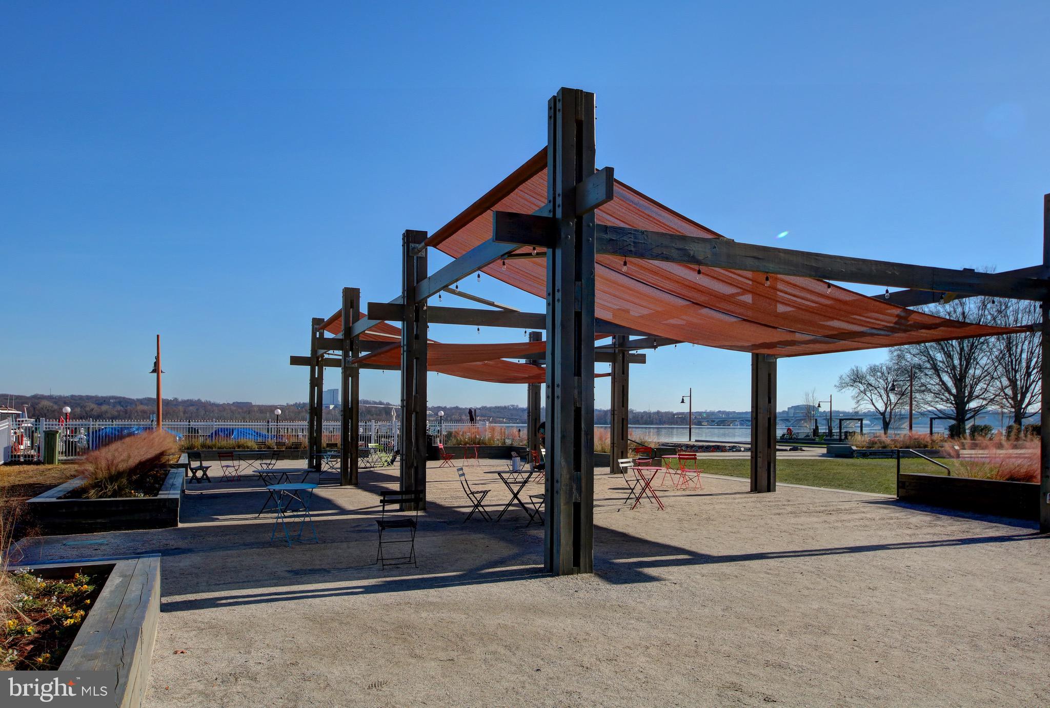 MT VERNON TERRACE - Residential