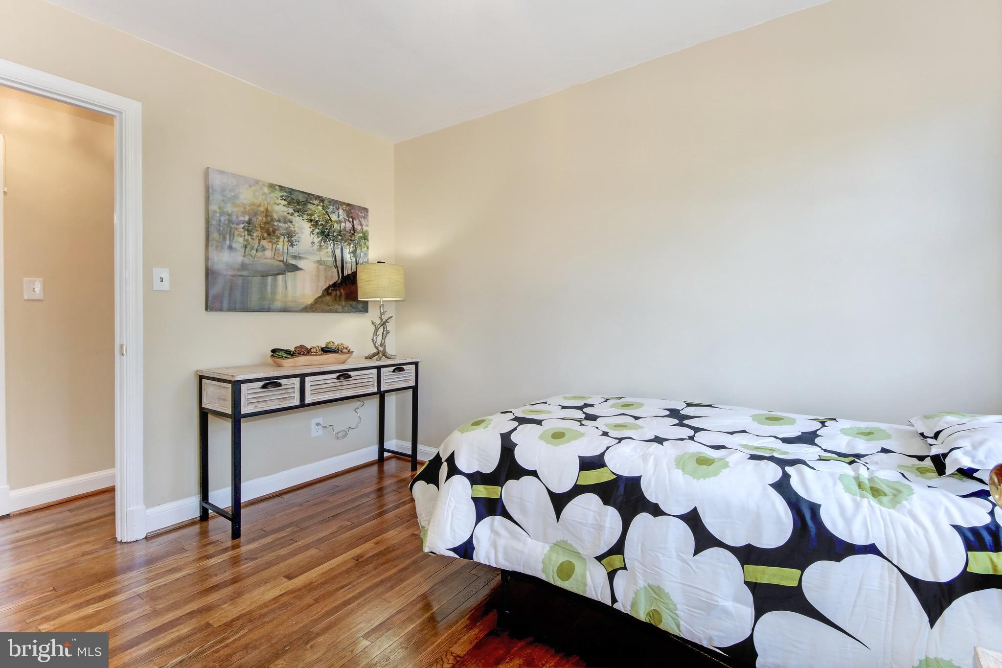 MT VERNON TERRACE - Residential