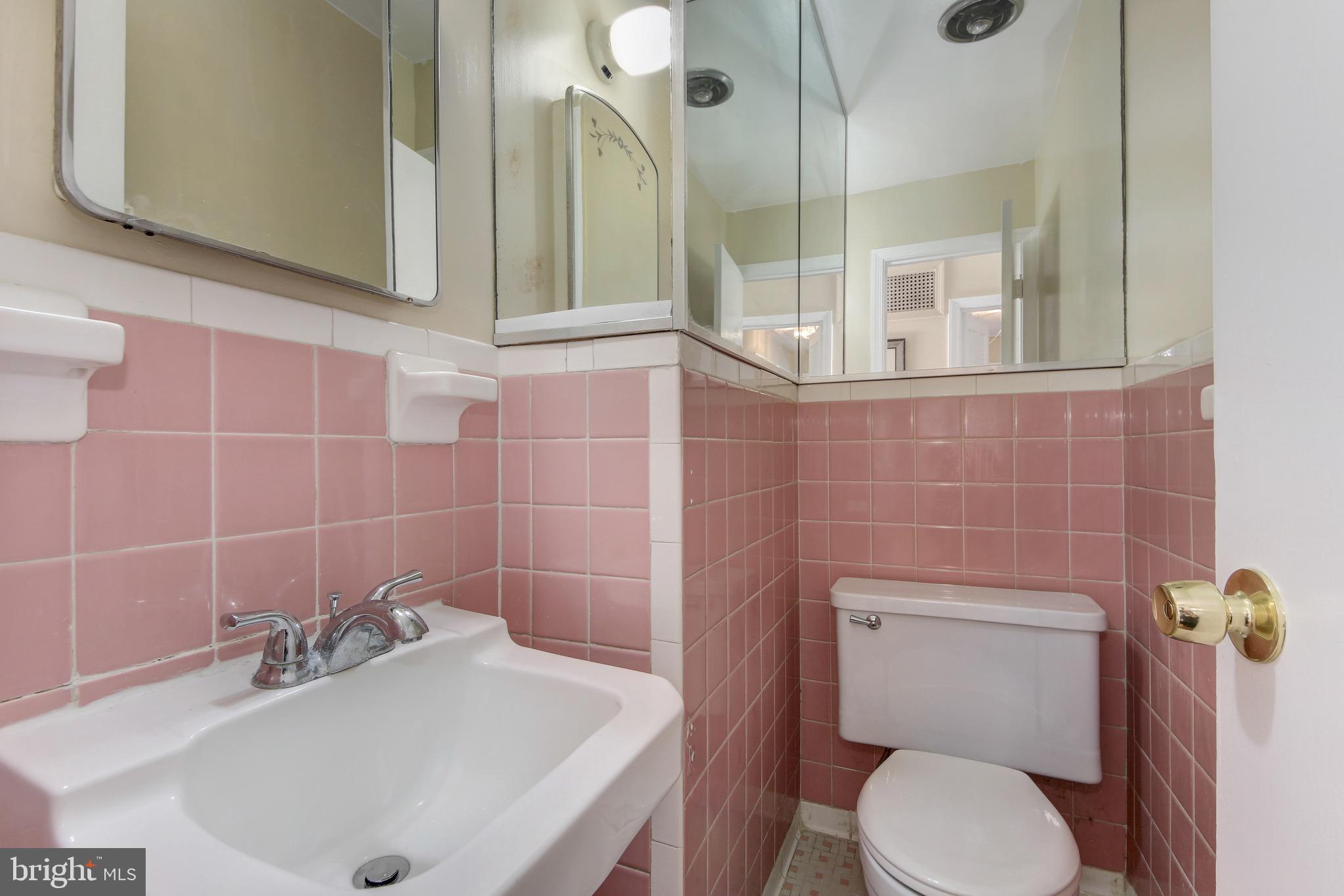 MT VERNON TERRACE - Residential