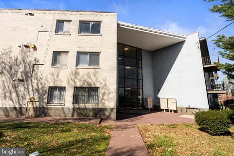 2472 Alabama Avenue SE Unit A304, Washington, DC MLS: DCDC2192080