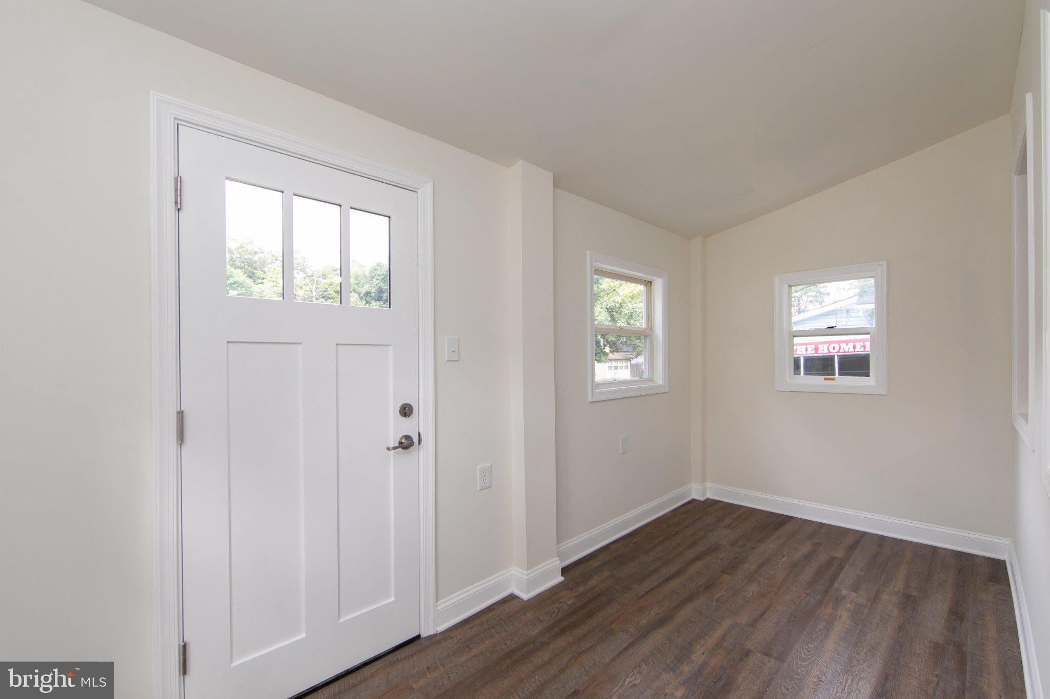 612 OAK AVENUE