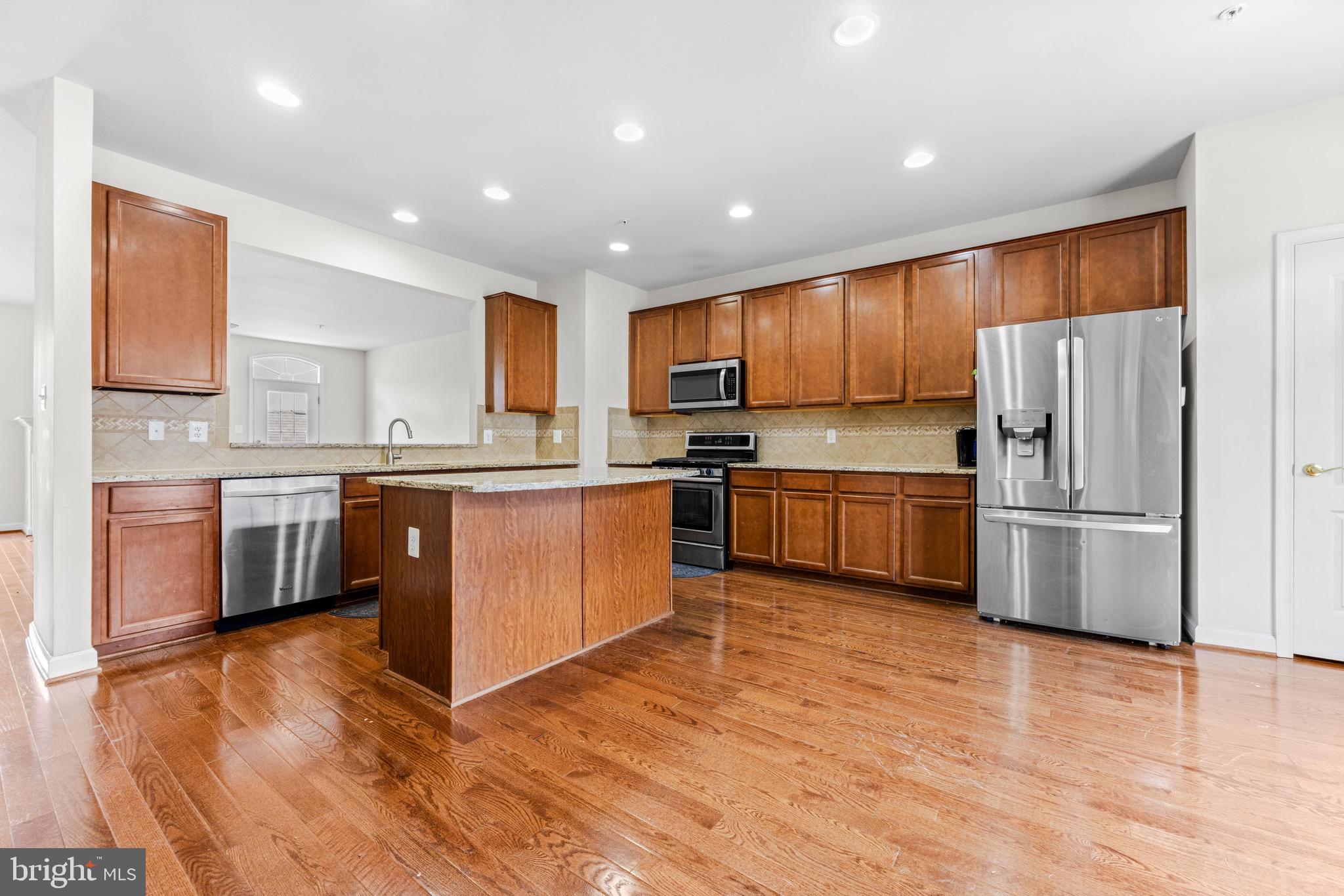 SUMMERFIELD - Residential