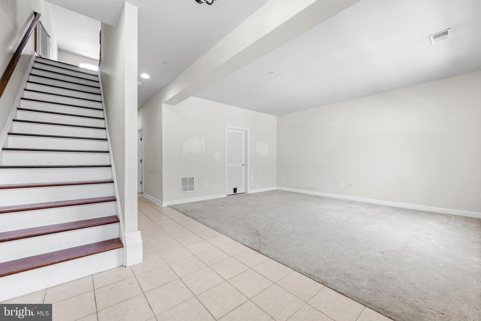 SUMMERFIELD - Residential