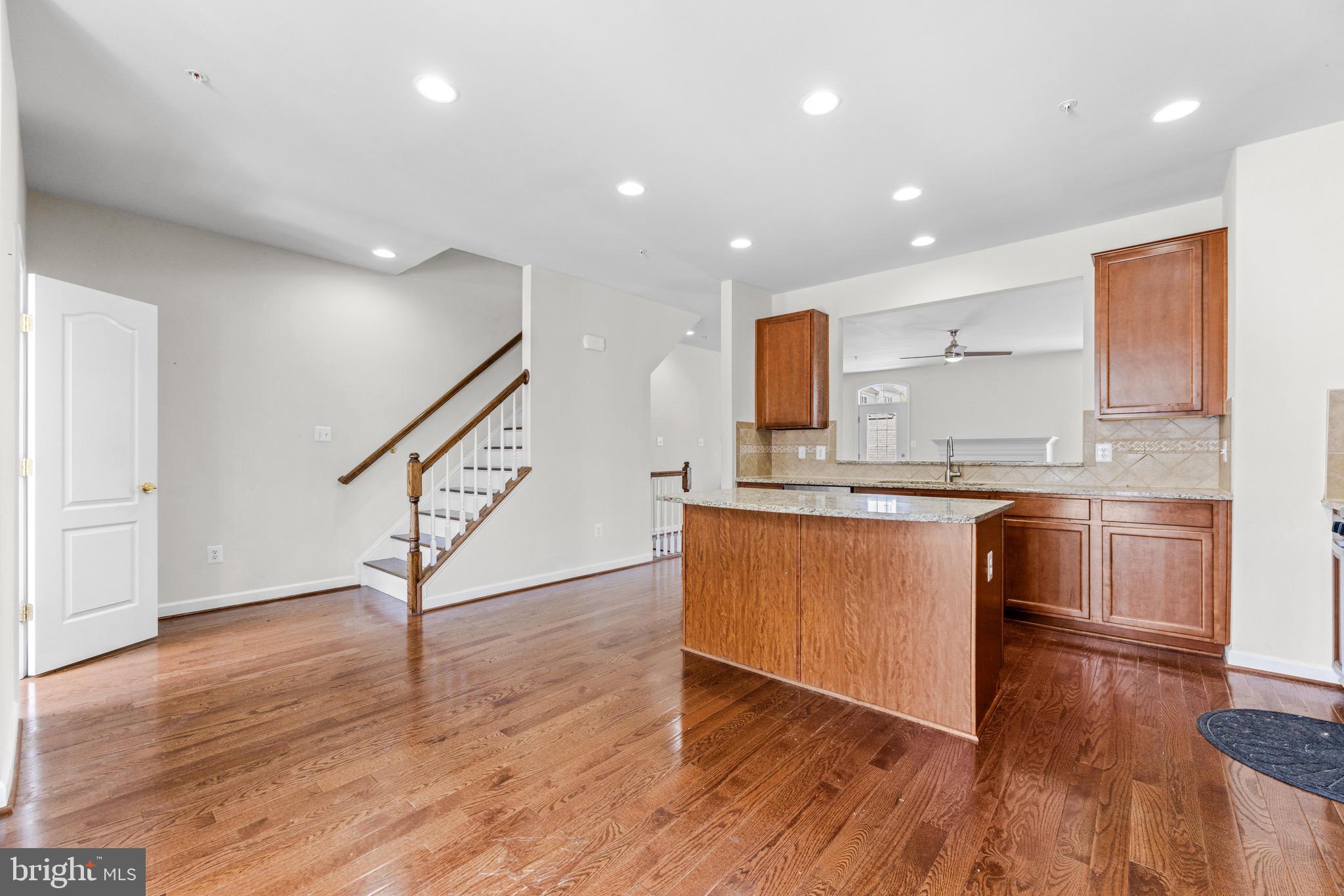 SUMMERFIELD - Residential