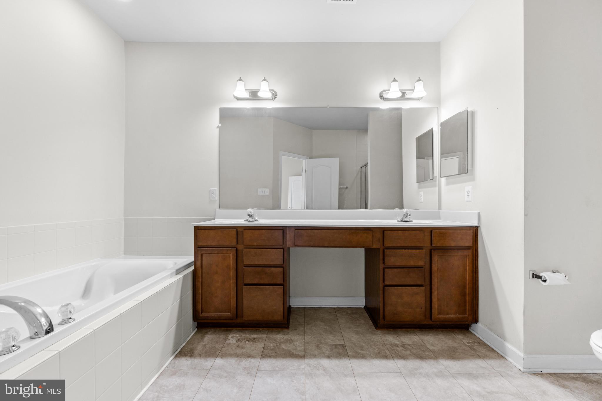 SUMMERFIELD - Residential