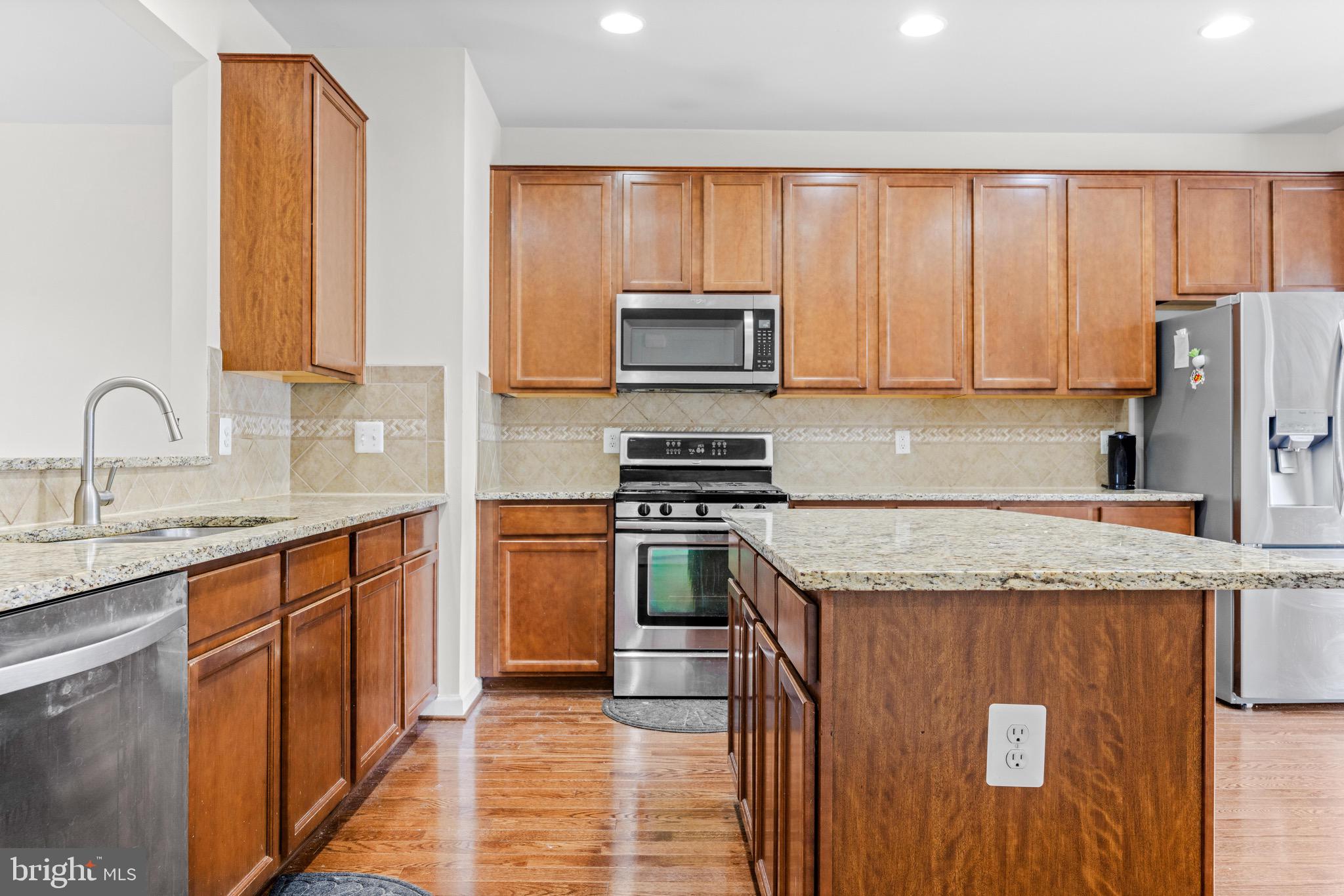 SUMMERFIELD - Residential