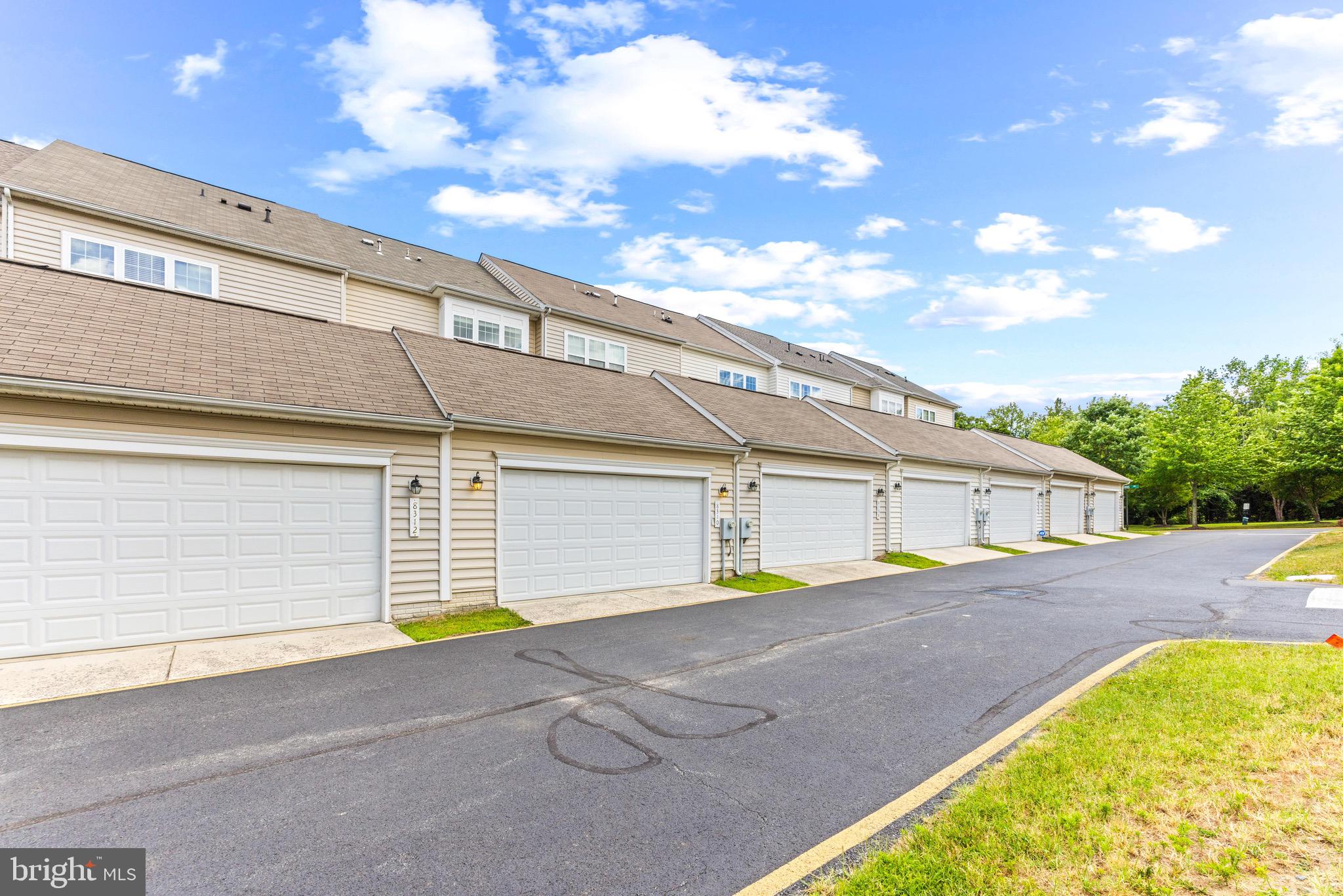 SUMMERFIELD - Residential