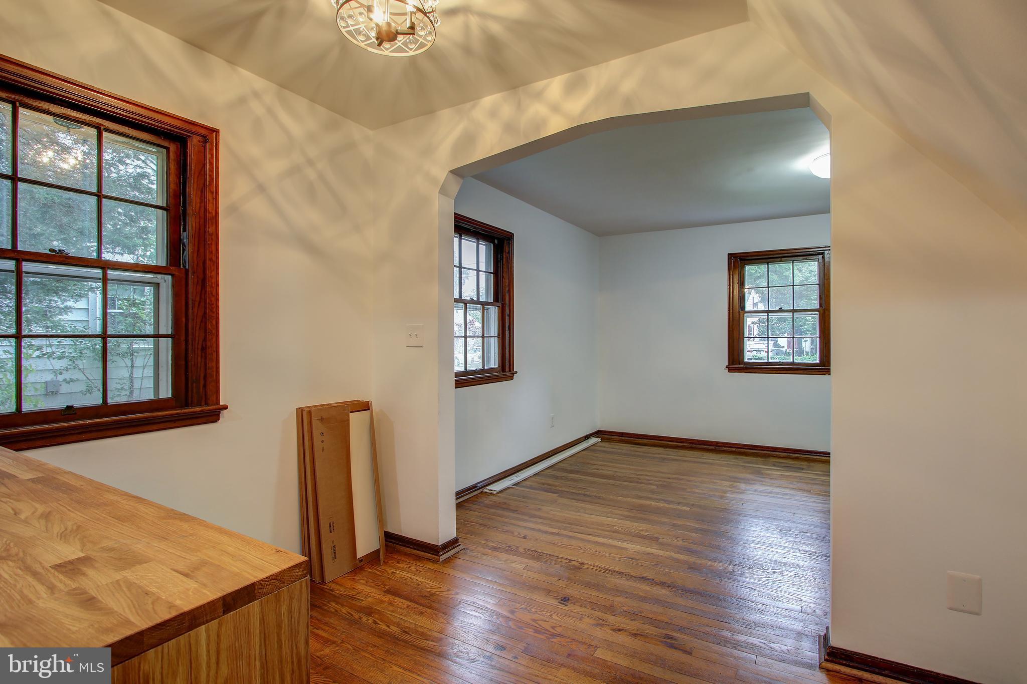 QUEENS CHAPEL MANOR - Residential