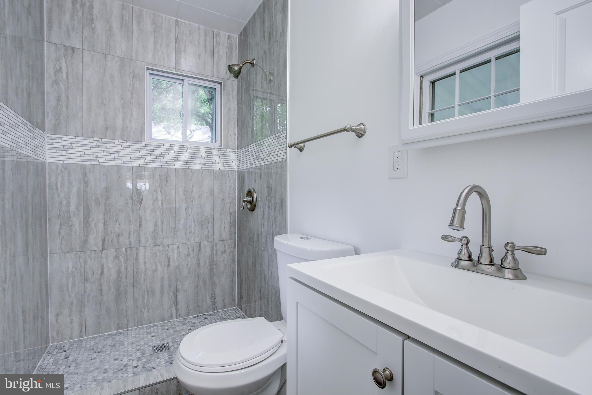 QUEENS CHAPEL MANOR - Residential