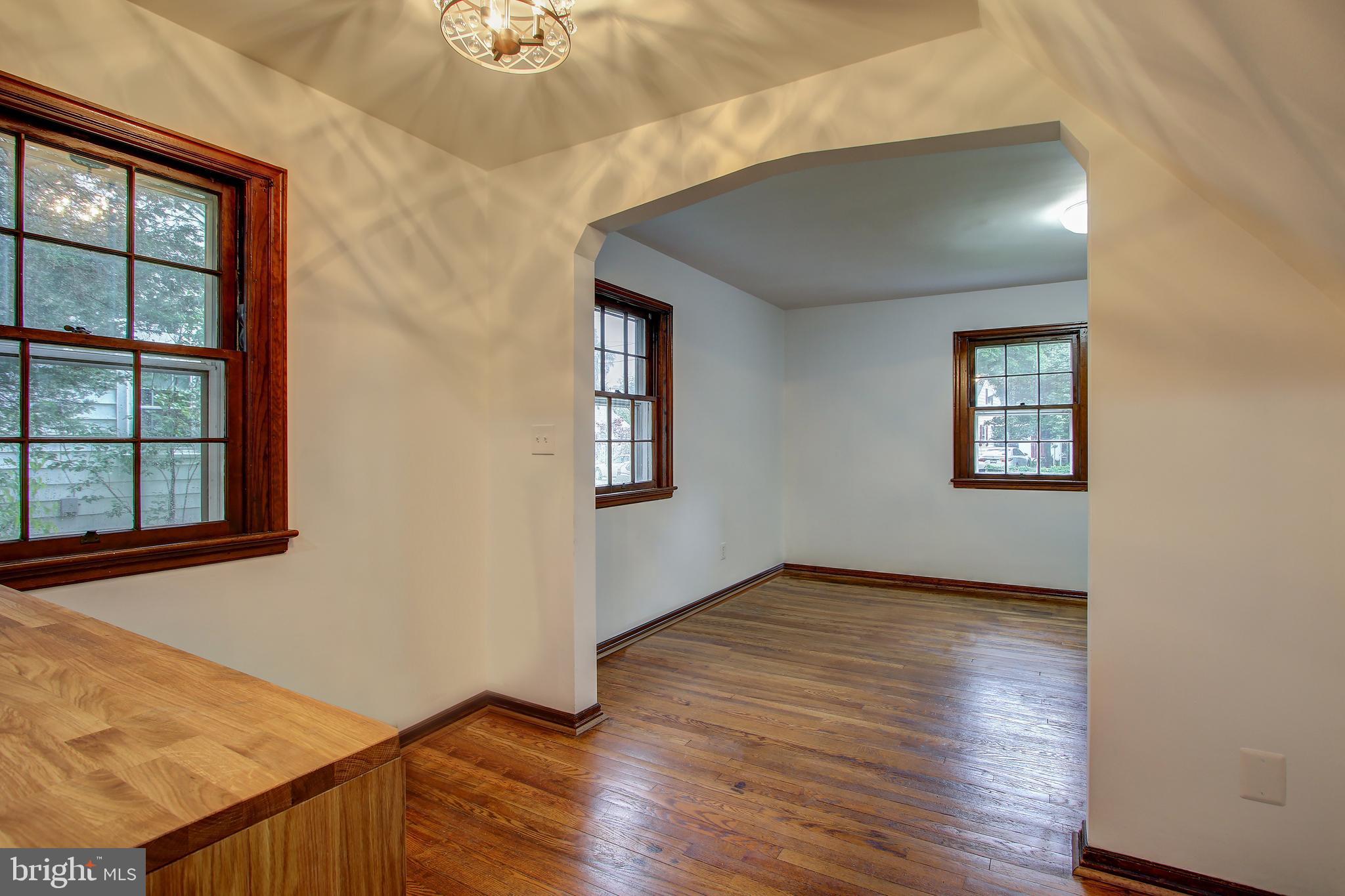 QUEENS CHAPEL MANOR - Residential