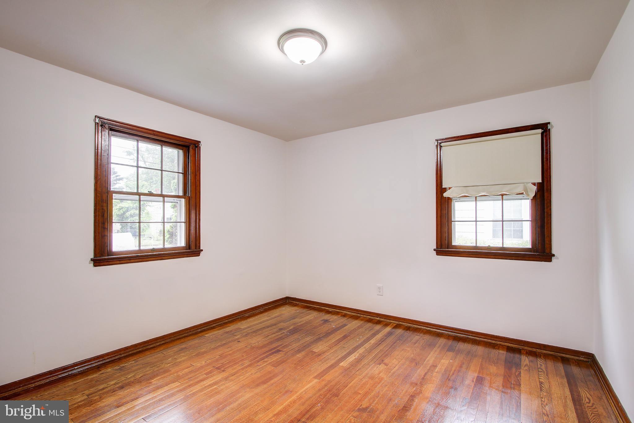 QUEENS CHAPEL MANOR - Residential