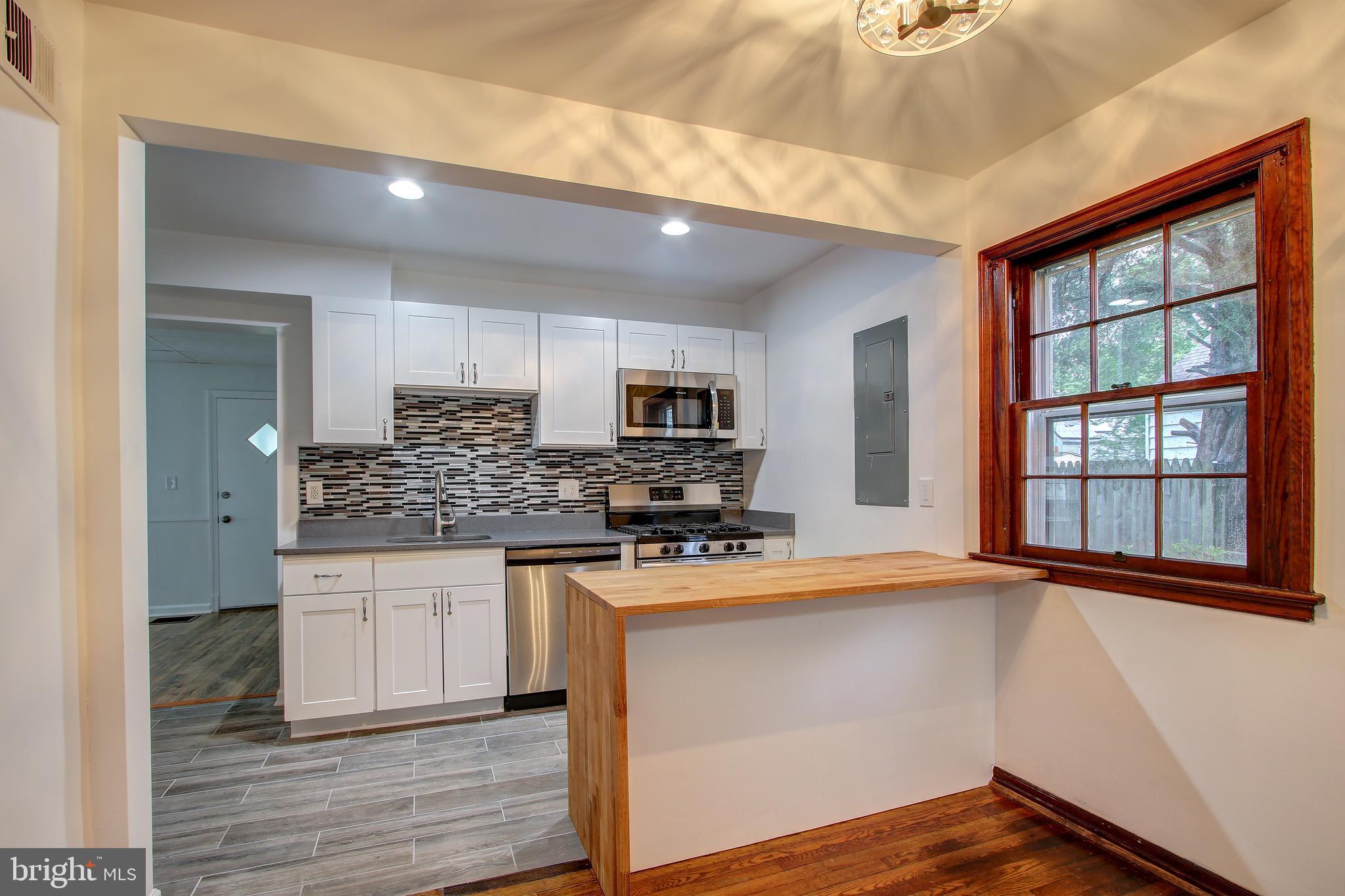 QUEENS CHAPEL MANOR - Residential