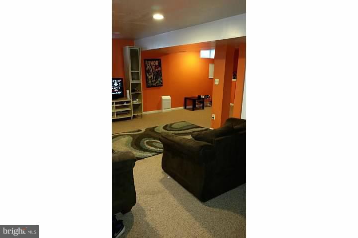 RUSSETT - Residential