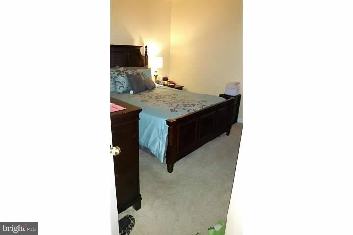 RUSSETT - Residential