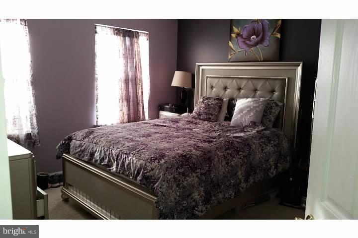 RUSSETT - Residential