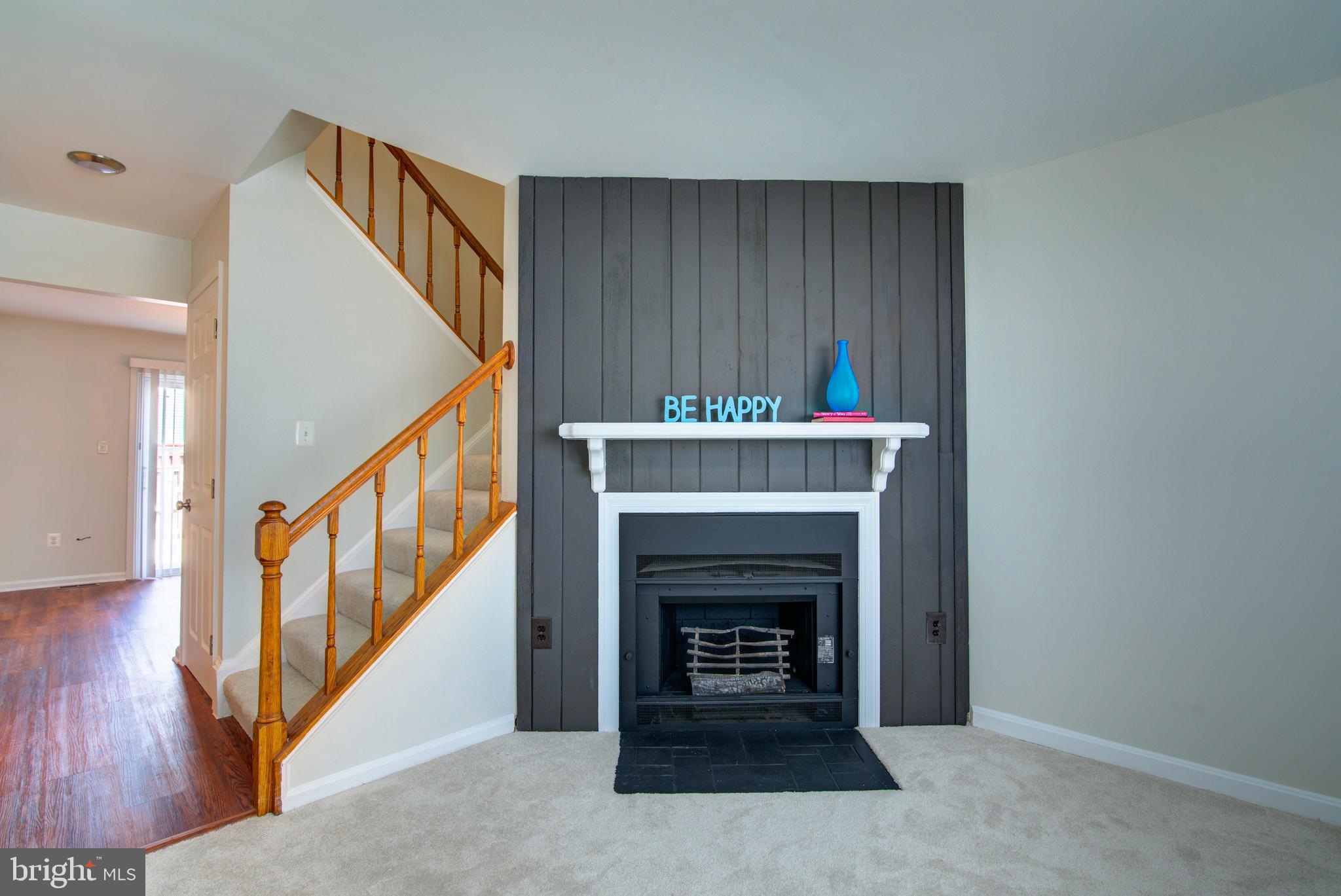 9036 WHISPERING PINE COURT
