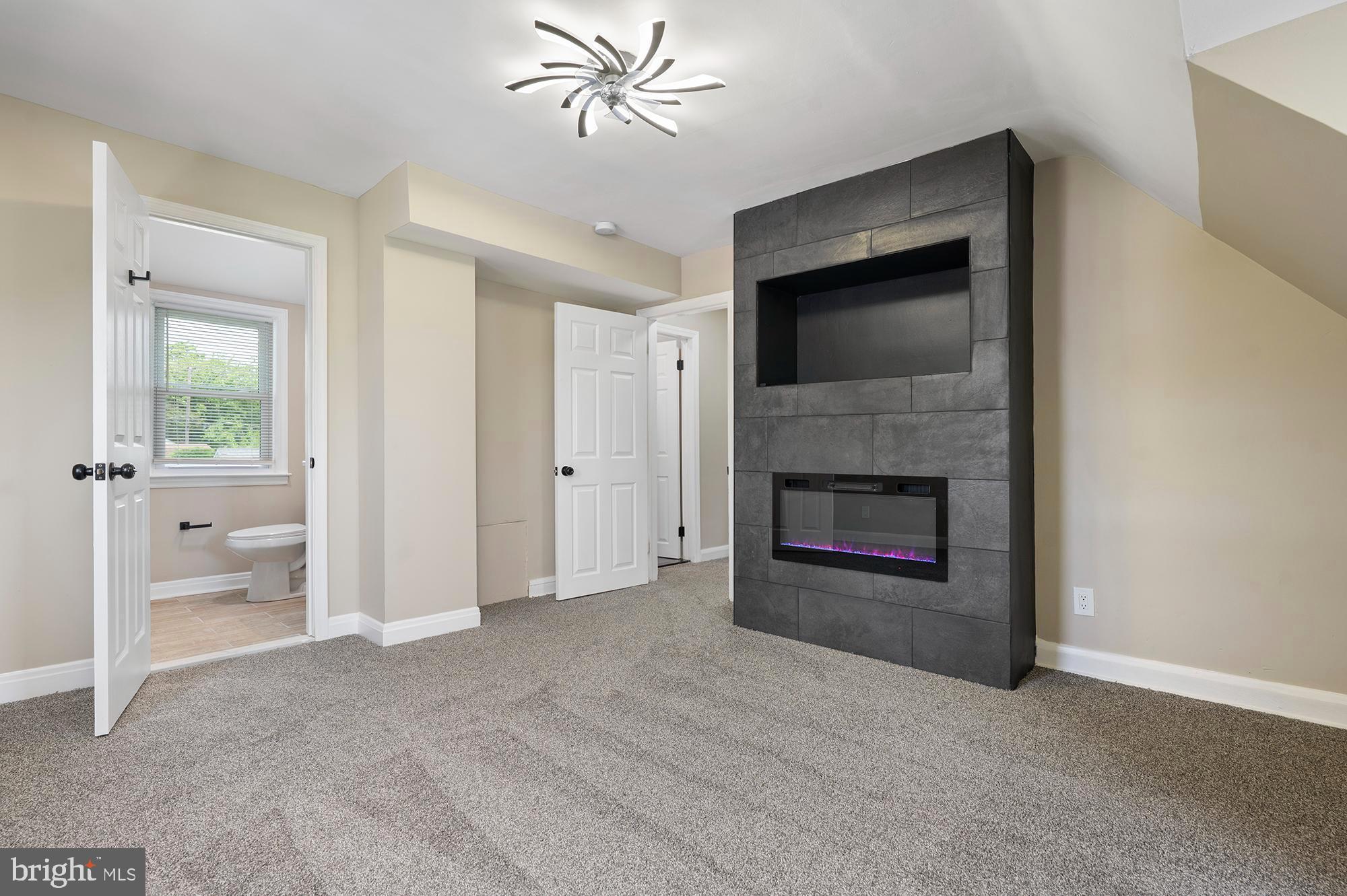 DUVALL TERRACE - Residential