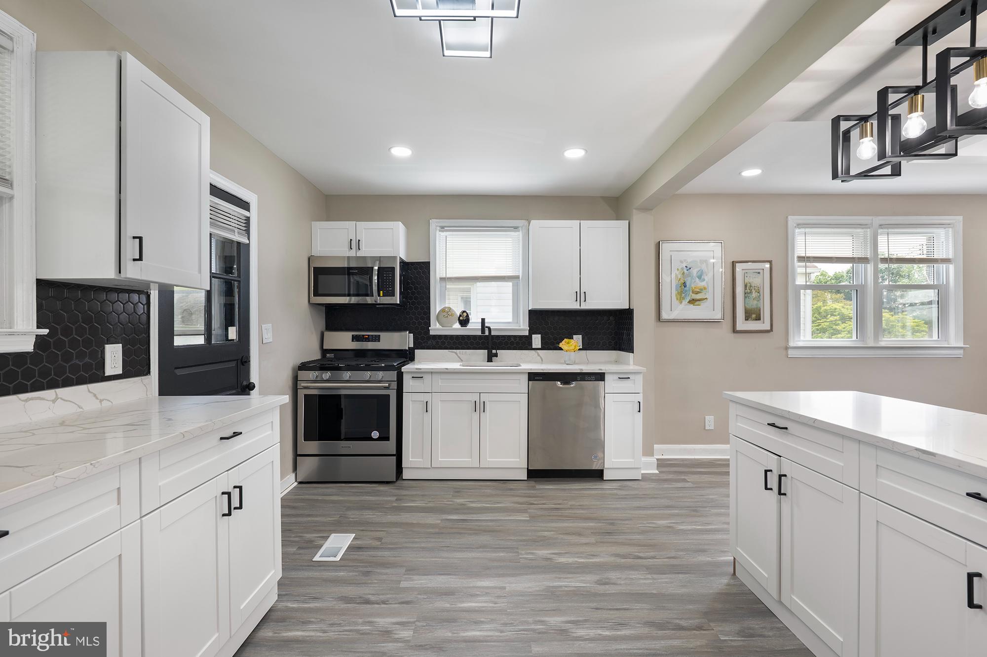 DUVALL TERRACE - Residential