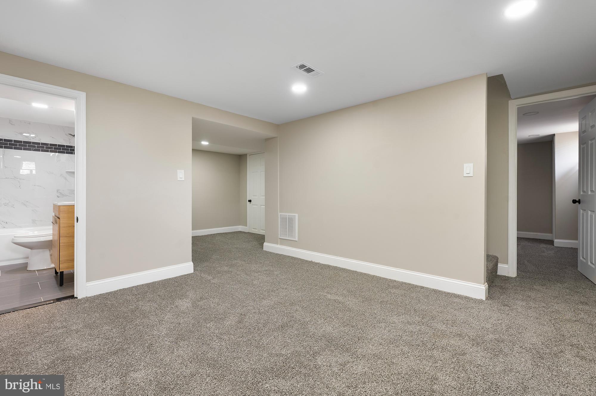 DUVALL TERRACE - Residential
