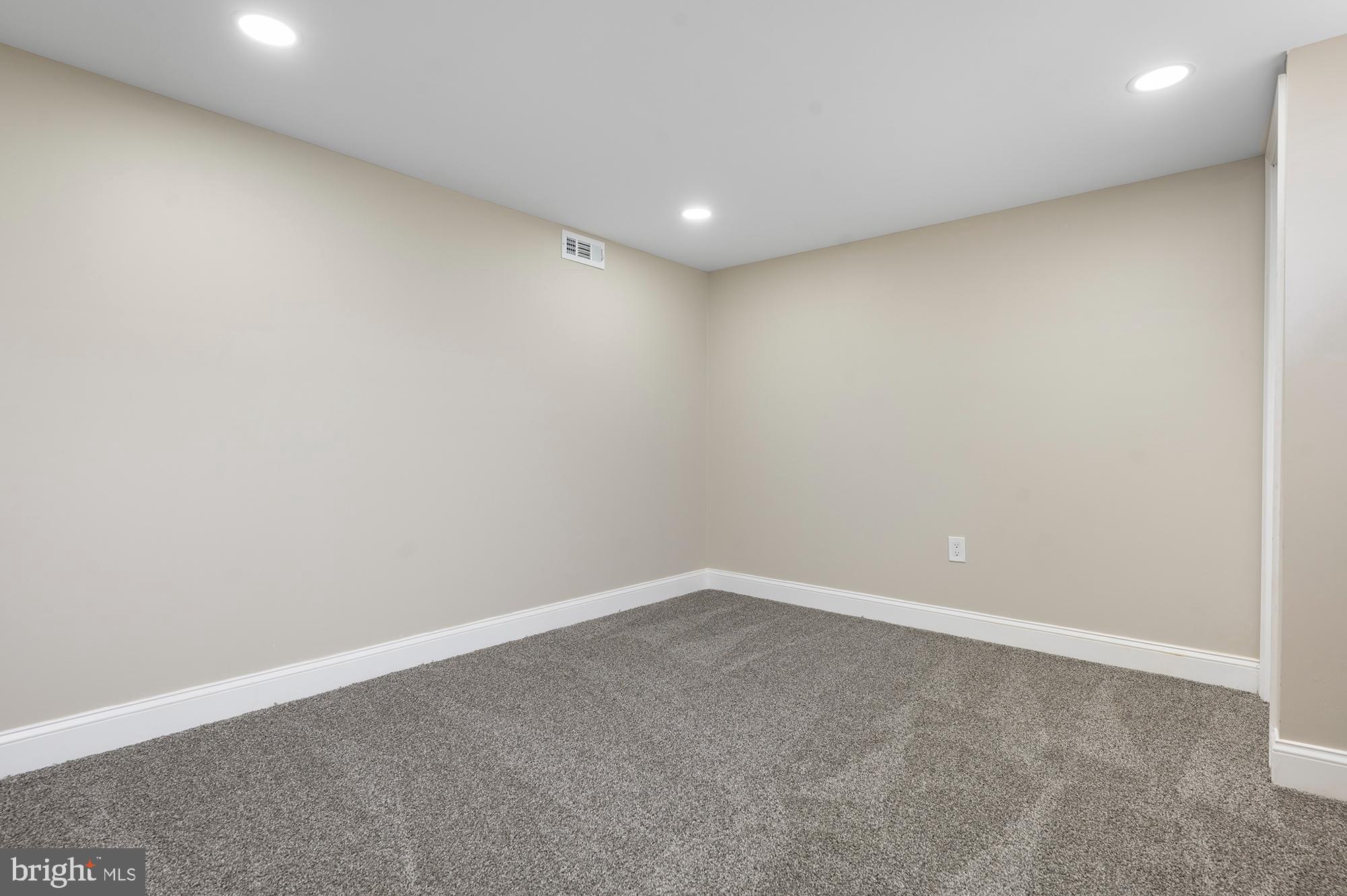 DUVALL TERRACE - Residential