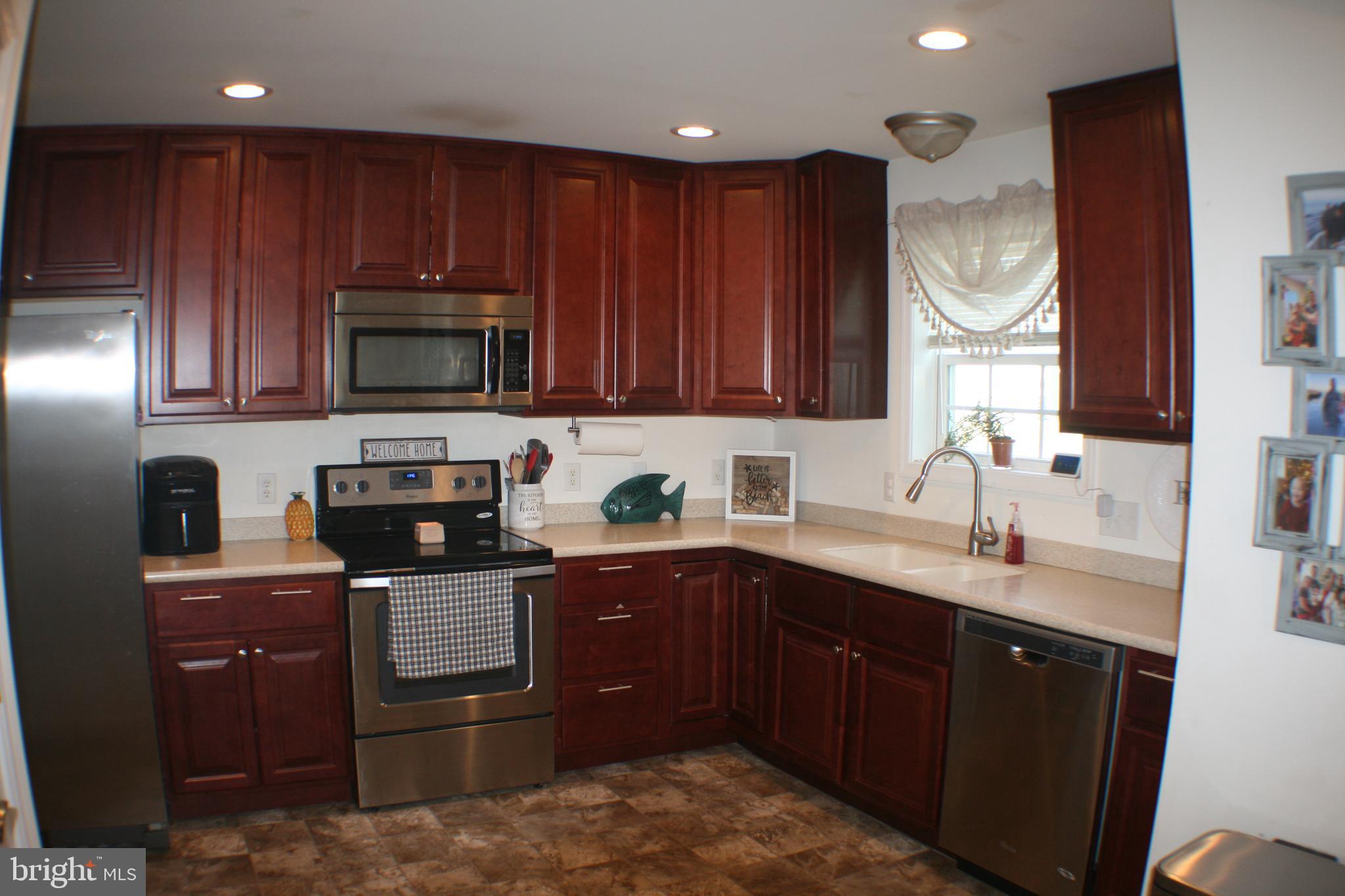 15 BLAZING STAR COURT